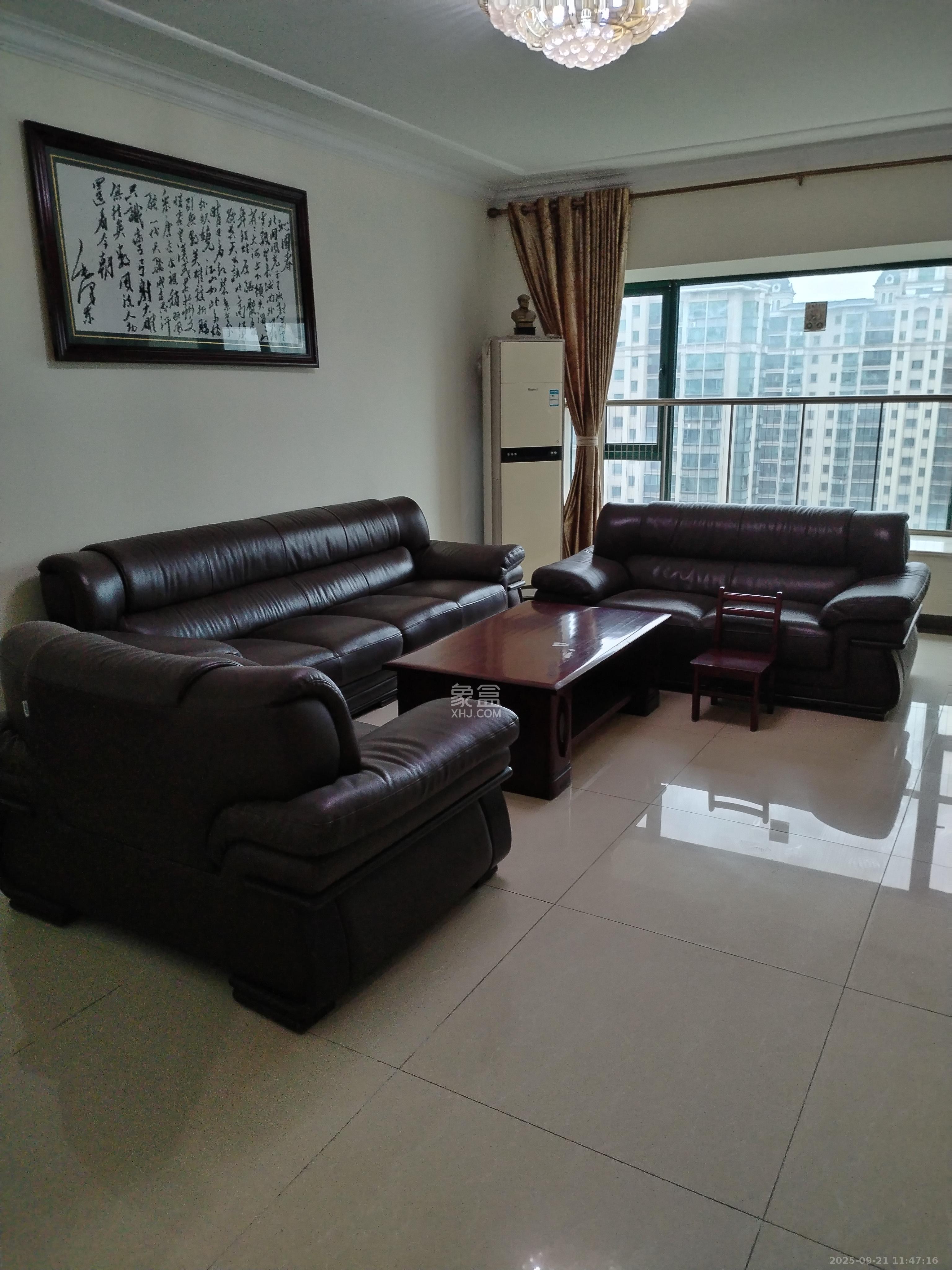 恒大华府 4室2厅2卫 4600.0元/月 恒大华府 4室2厅2卫 4600.0元/月室内图