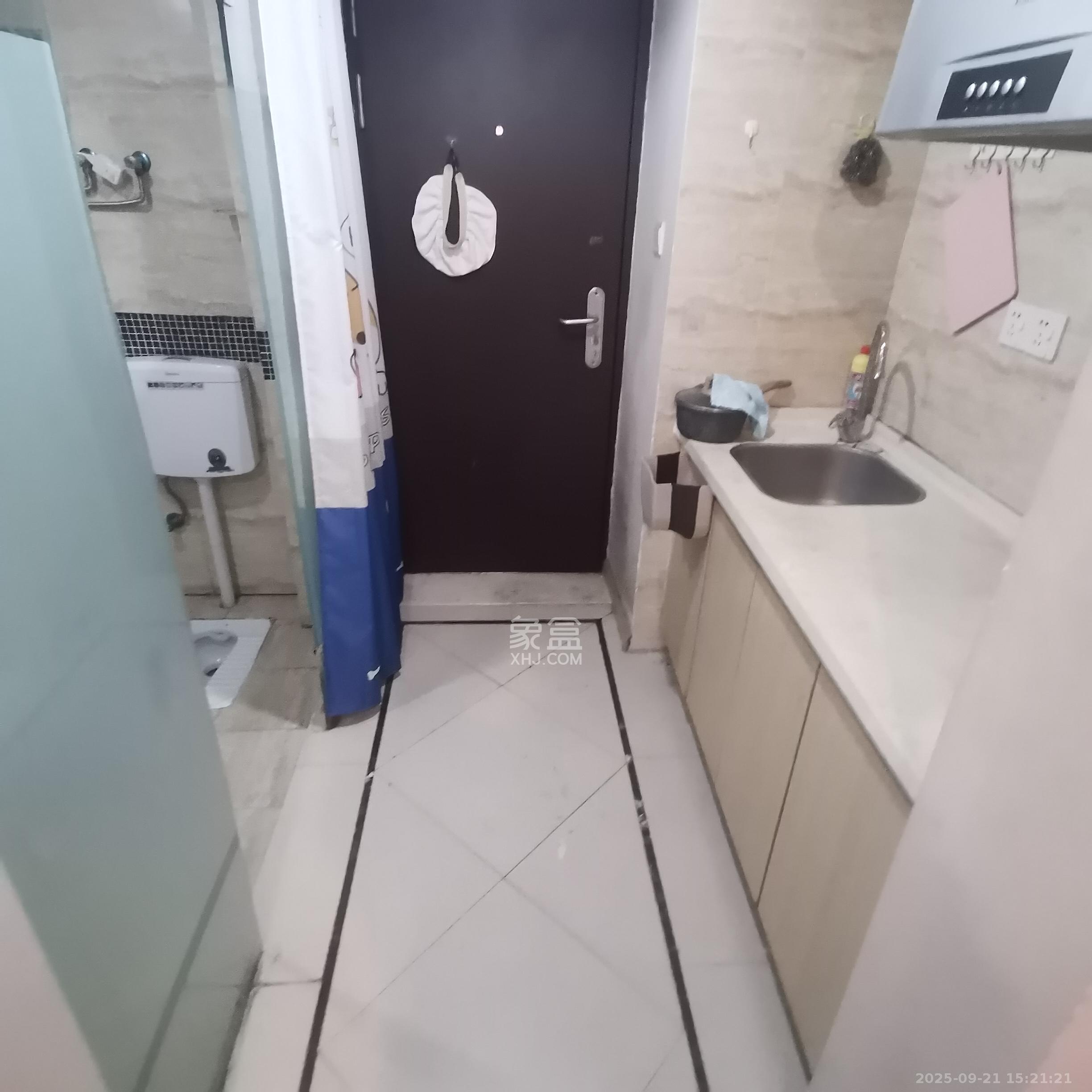 万科金域华府一期 1室1厅1卫 1100.0元/月 万科金域华府一期 1室1厅1卫 1100.0元/月室内图