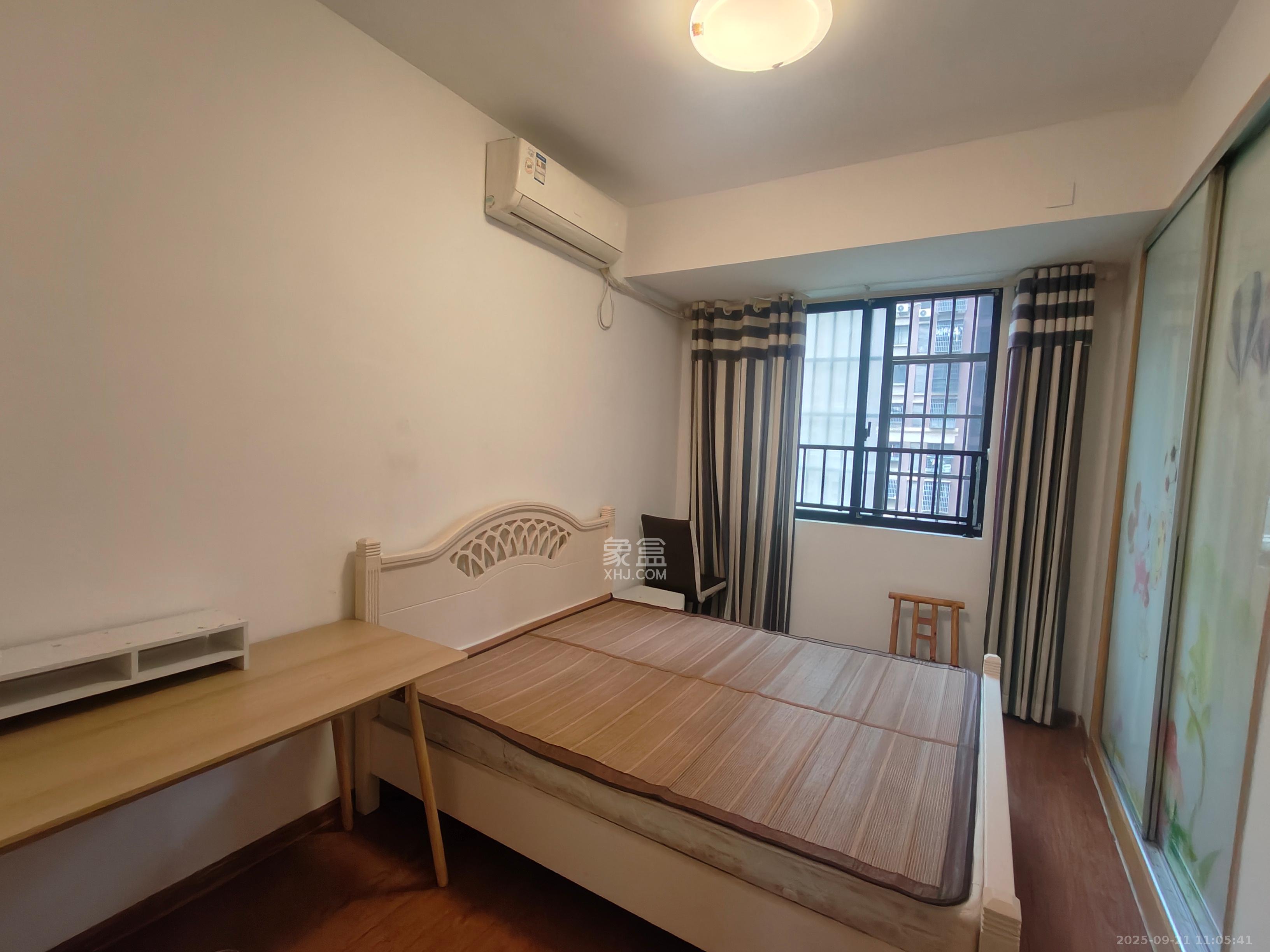 新城国际花都 3室2厅1卫 1600.0元/月 新城国际花都 3室2厅1卫 1600.0元/月室内图