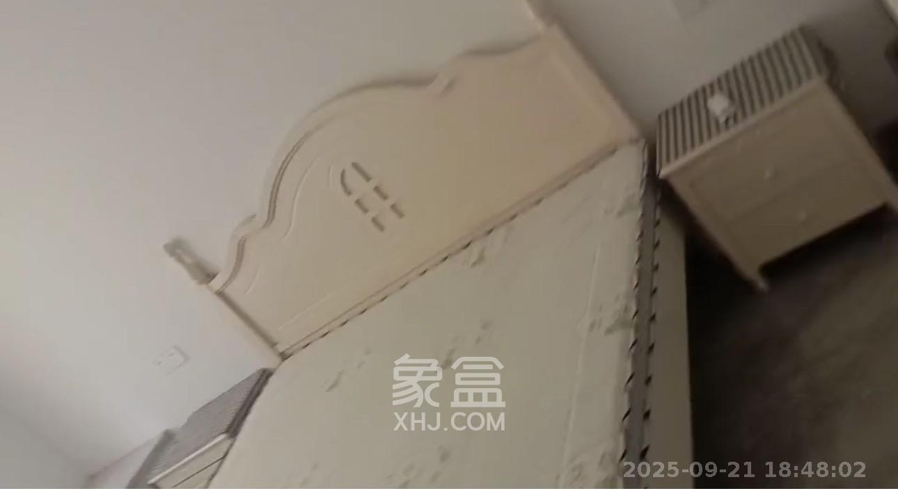 骏景豪庭  2室2厅1卫   1400.00元/月室内图