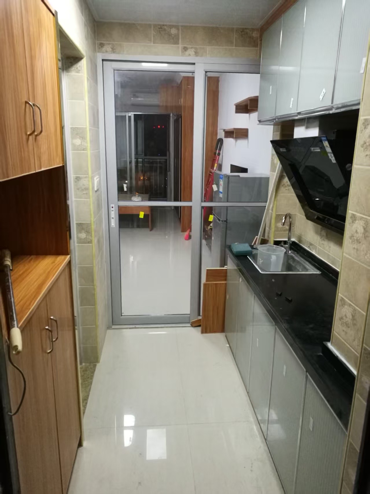 宇元万向城  1室1厅1卫    1300.0元/月室内图