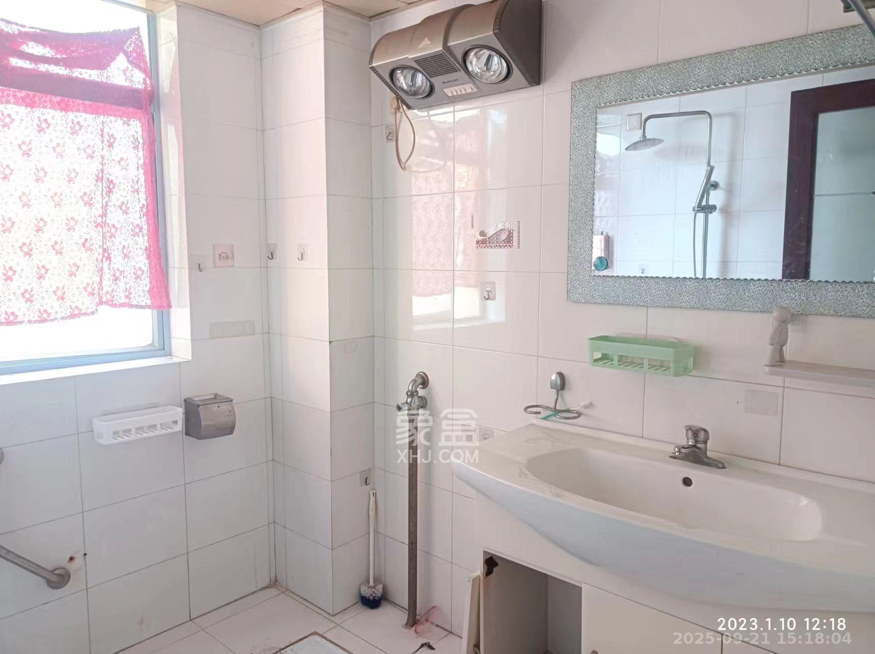 书香名邸  2室2厅1卫    2400.0元/月室内图