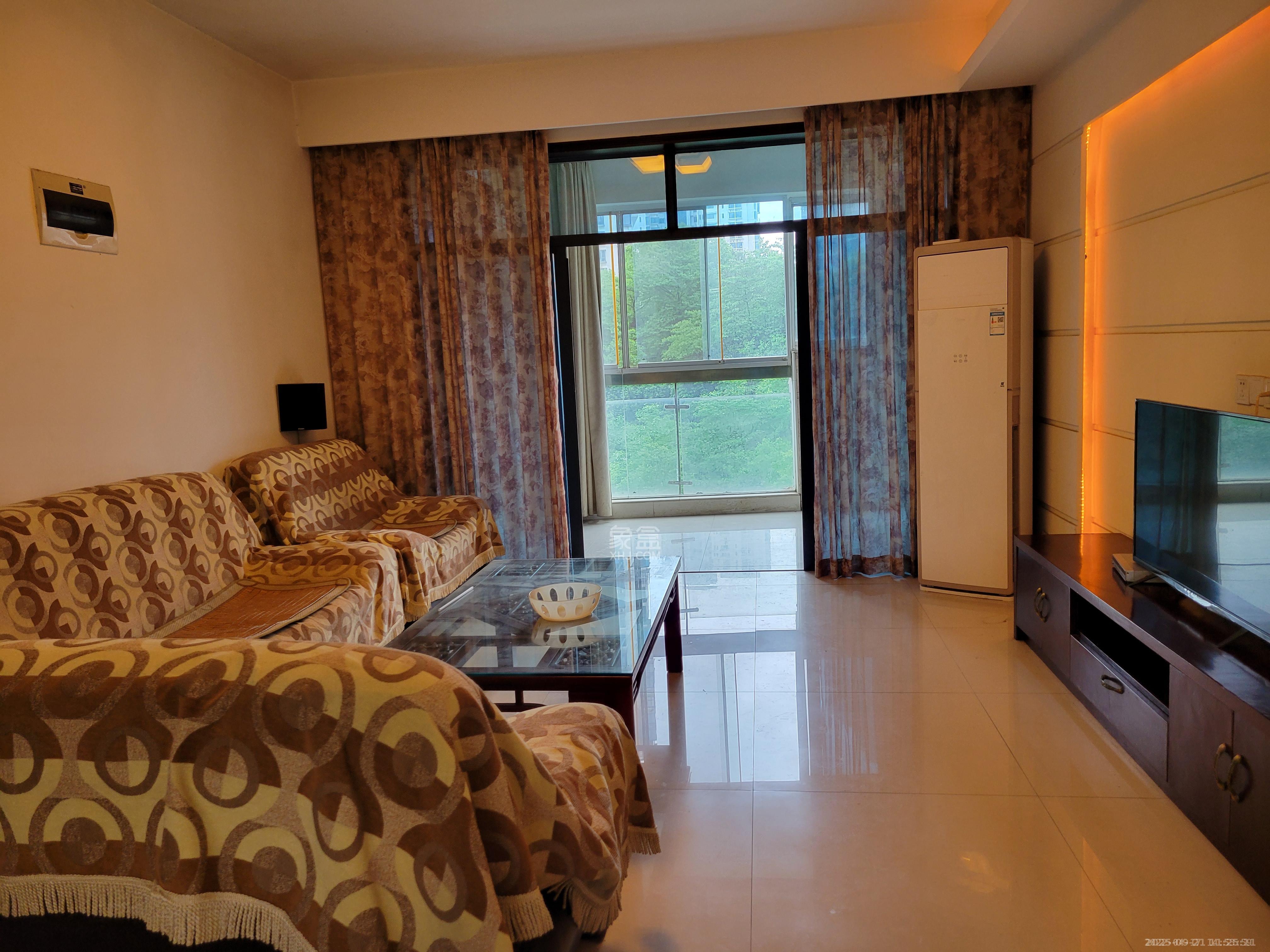 山水国际 2室2厅1卫 1300.0元/月 山水国际 2室2厅1卫 1300.0元/月室内图