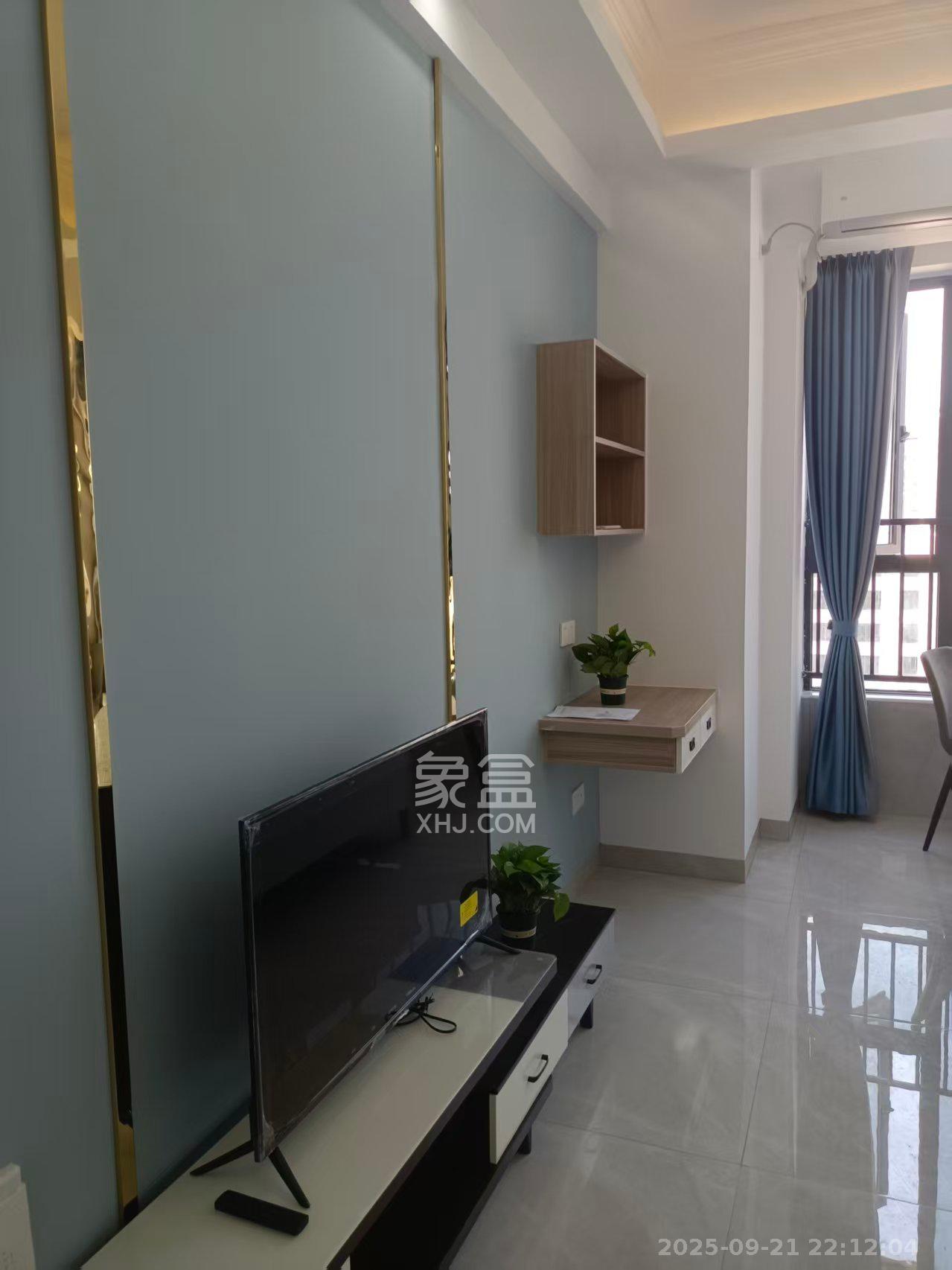 梅溪湖家居建材城 1室1厅1卫 1200.0元/月 梅溪湖家居建材城 1室1厅1卫 1200.0元/月室内图