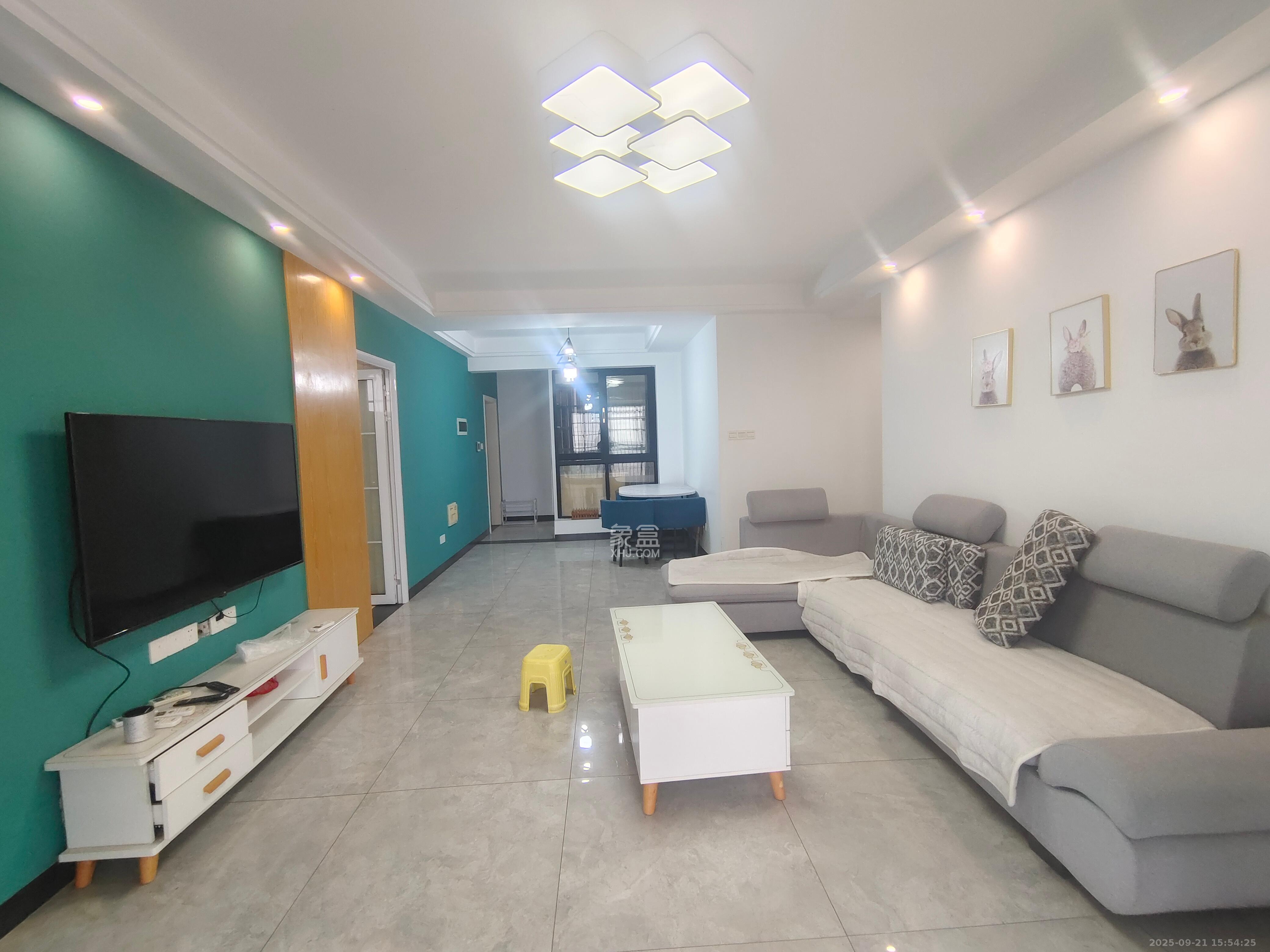 丰源国际 1室0厅0卫 2100.0元/月 丰源国际 1室0厅0卫 2100.0元/月室内图