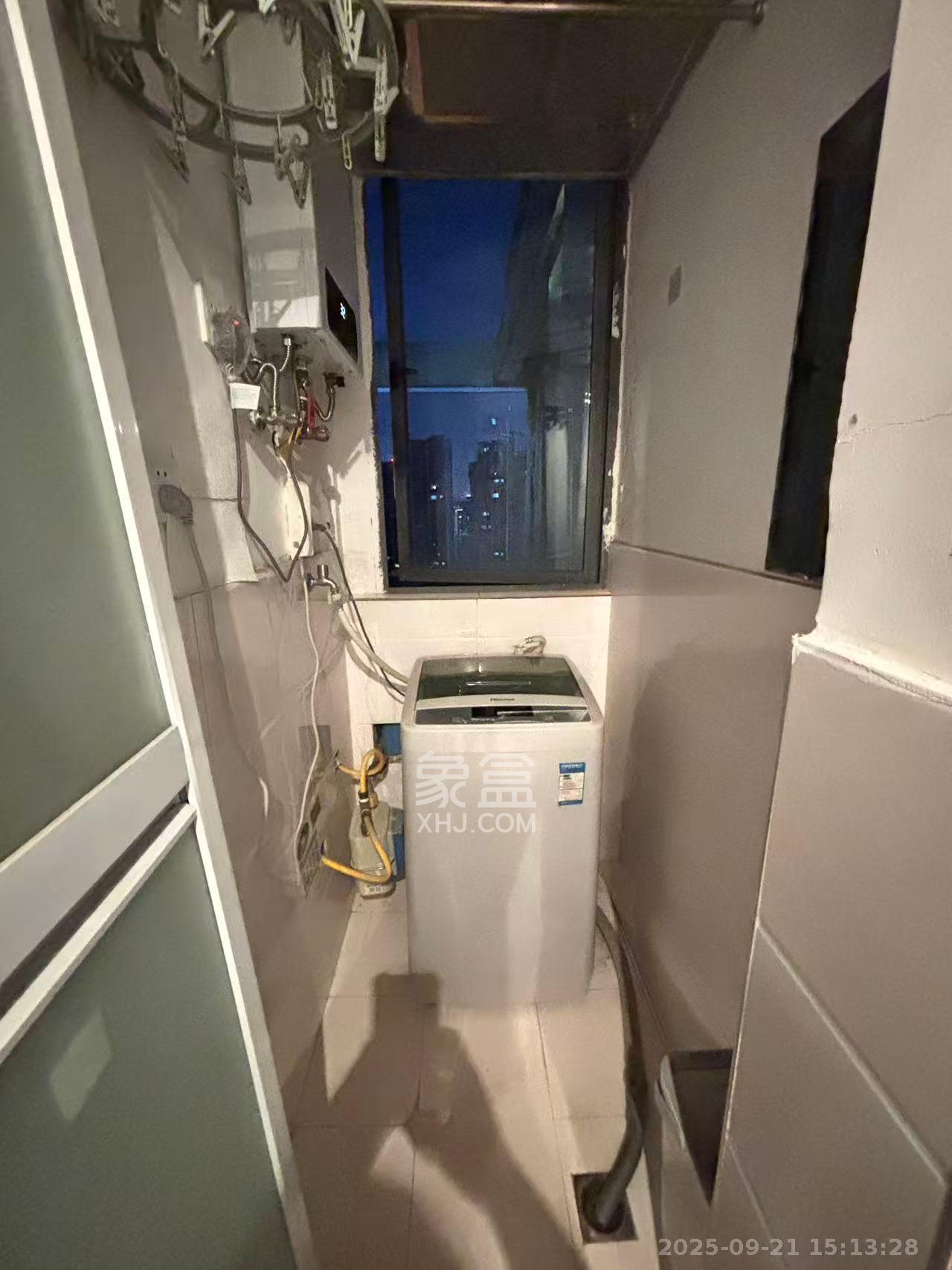 鑫远湘府逸园  1室1厅1卫    1400.0元/月室内图