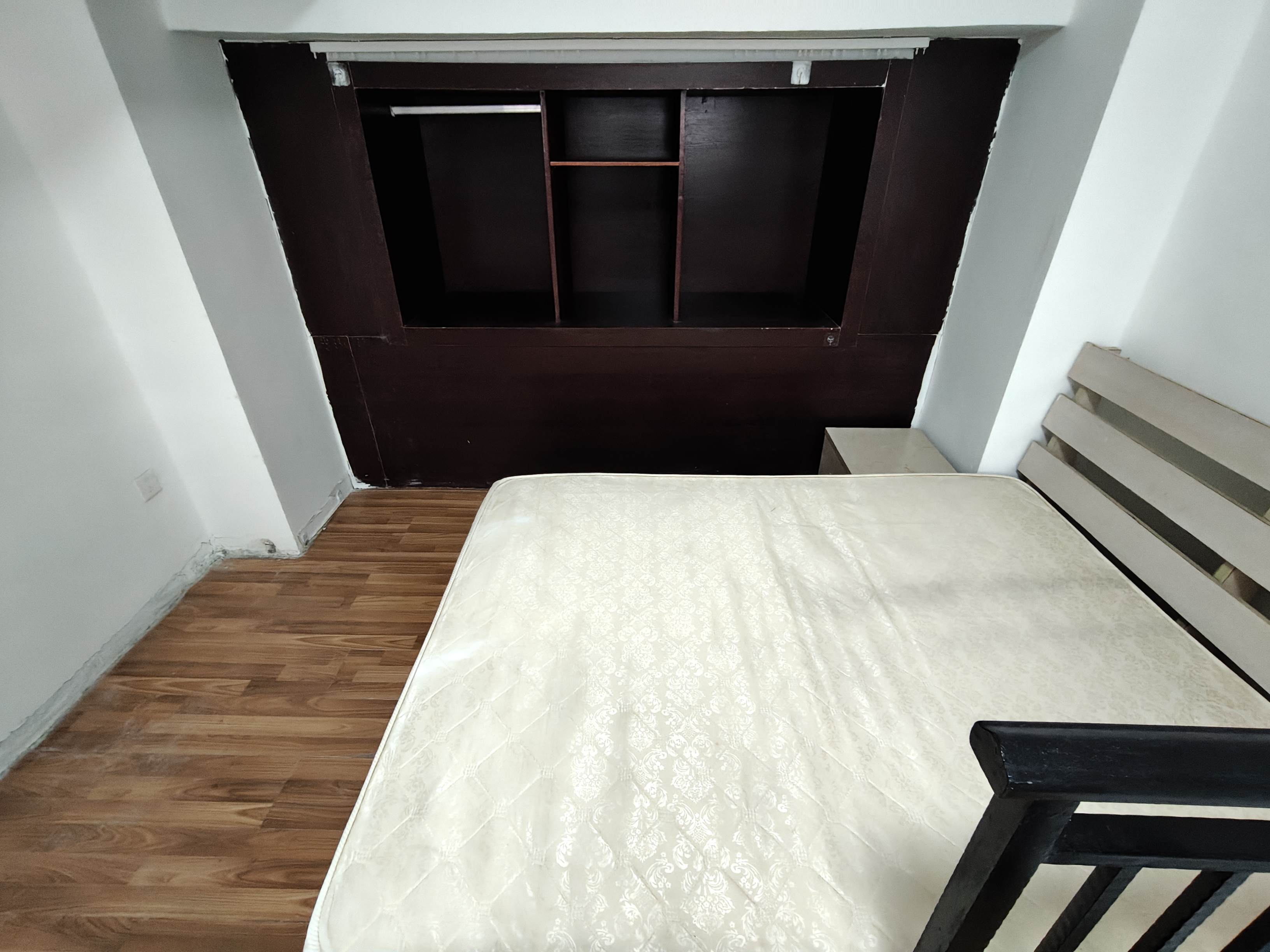 申鑫国际广场 1室1厅1卫 1000.0元/月 申鑫国际广场 1室1厅1卫 1000.0元/月室内图