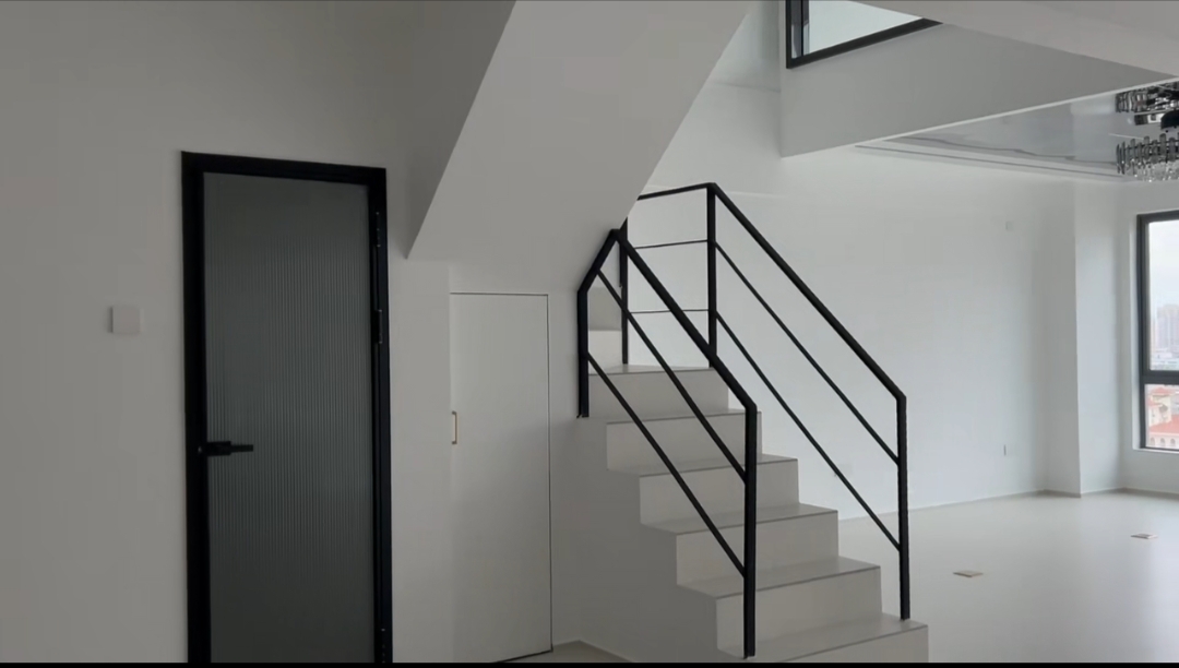 龙湖光年 4室2厅2卫 9800.0元/月 龙湖光年 4室2厅2卫 9800.0元/月室内图