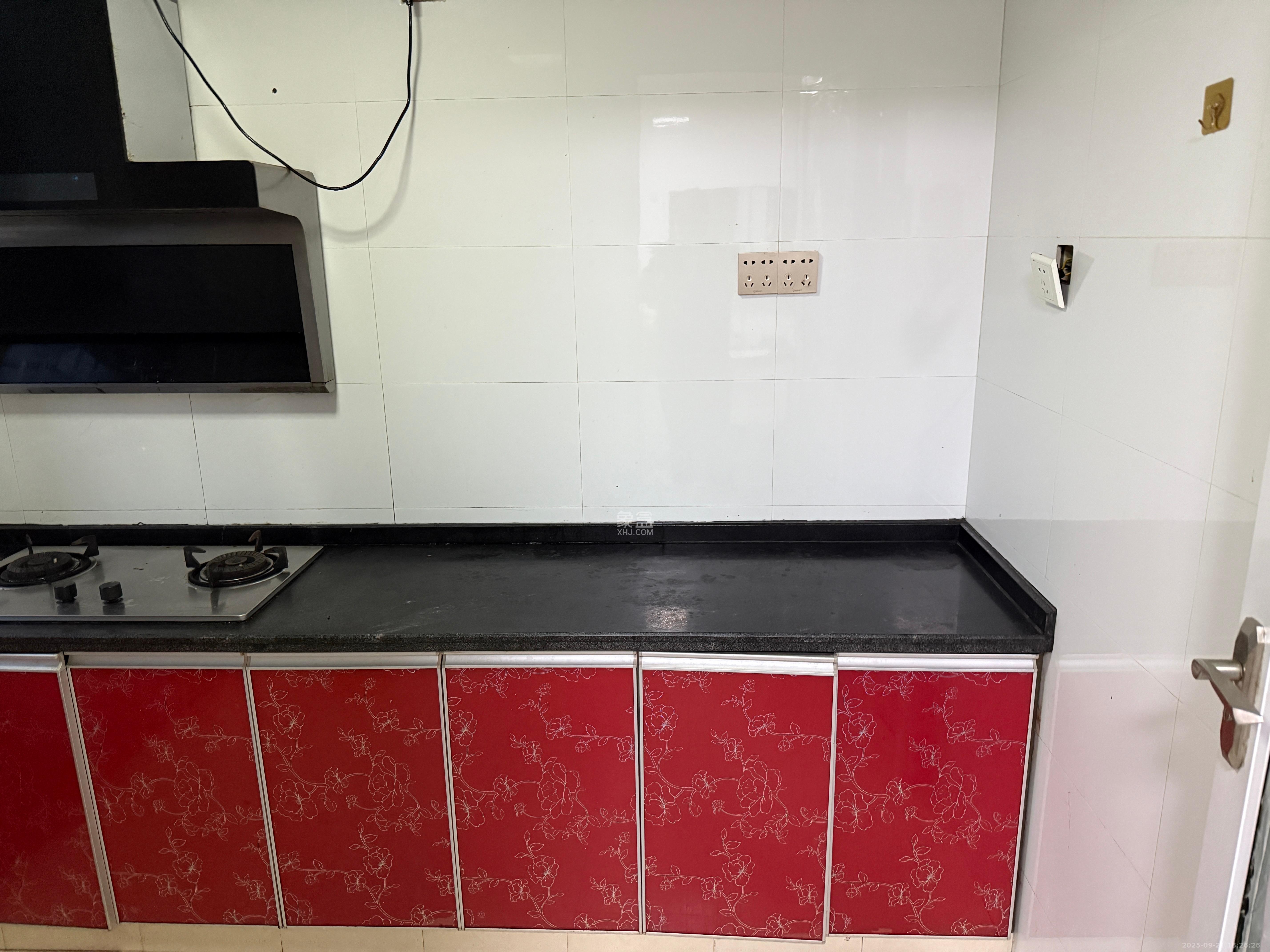 岳鞍阁小区 2室2厅1卫 1500.0元/月 岳鞍阁小区 2室2厅1卫 1500.0元/月室内图