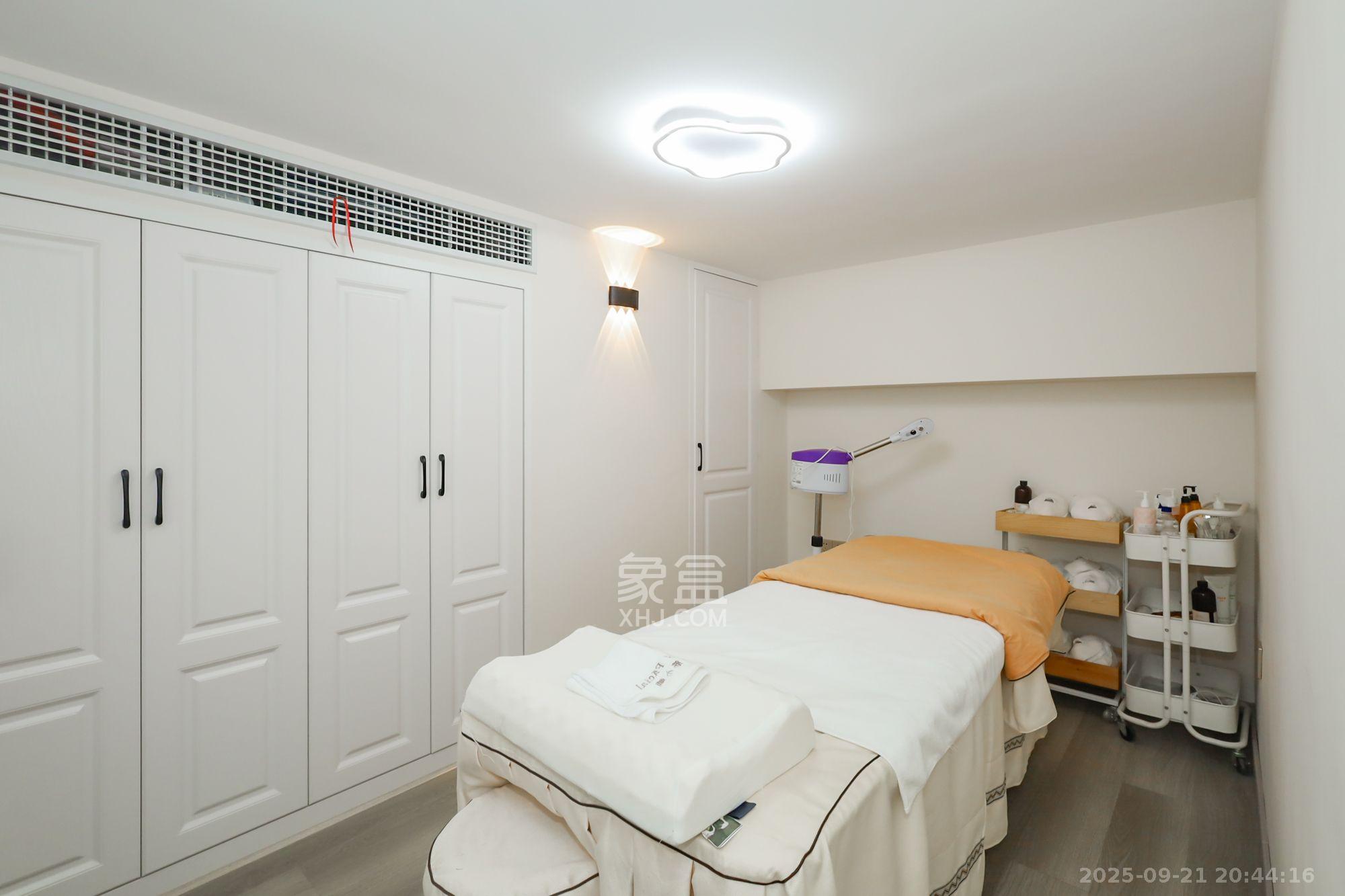 启迪协信中心 2室1厅1卫 2700.0元/月 启迪协信中心 2室1厅1卫 2700.0元/月室内图