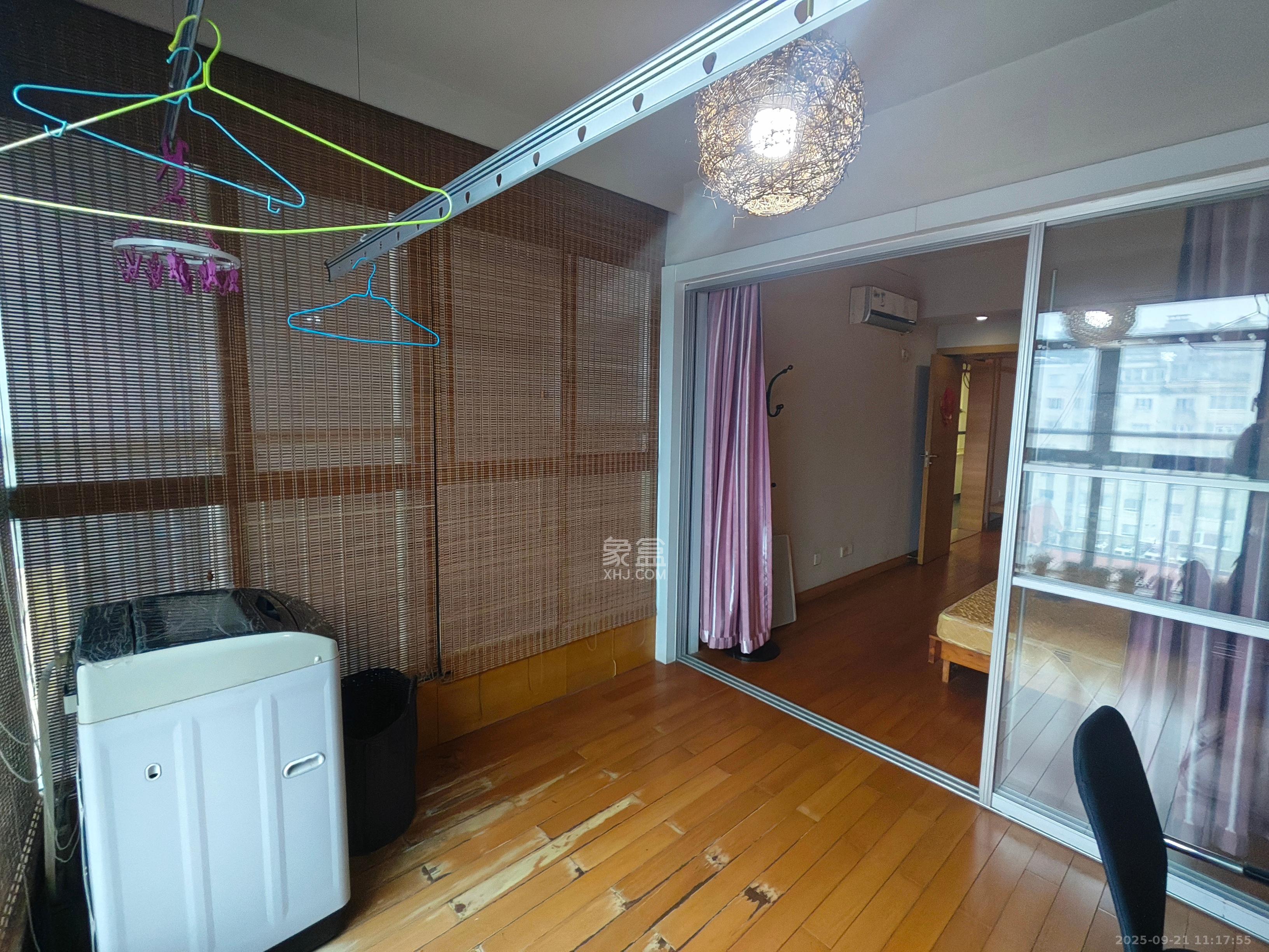 BOBO天下城(CTA财富中心) 1室1厅1卫 1800.0元/月 BOBO天下城(CTA财富中心) 1室1厅1卫 1800.0元/月室内图