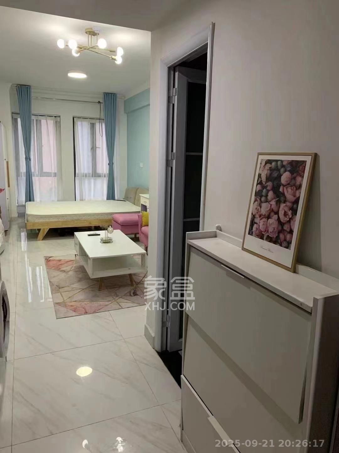 中建芙蓉工社 1室1厅1卫 1100.0元/月 中建芙蓉工社 1室1厅1卫 1100.0元/月室内图