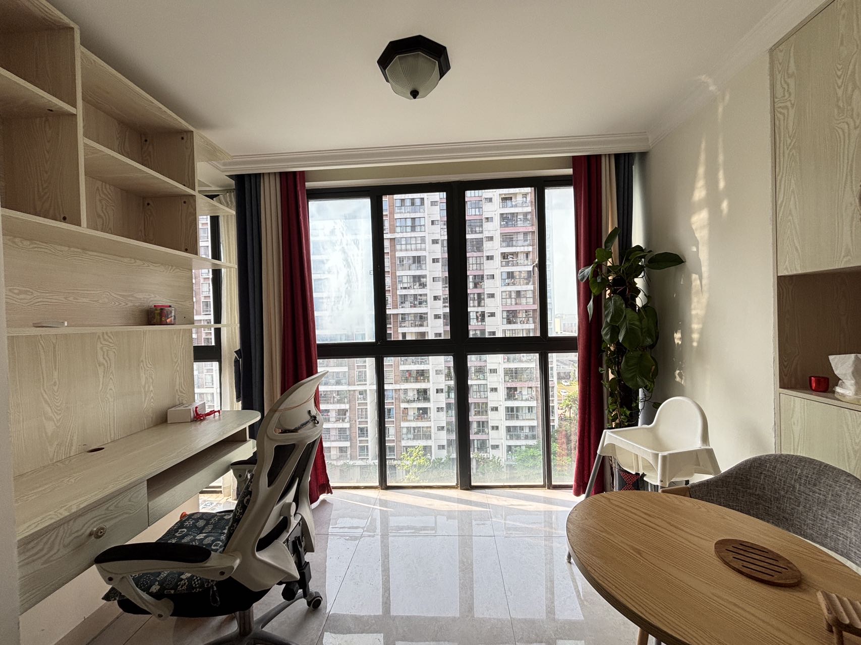 伊泰天骄一期 2室2厅1卫 118.0万 伊泰天骄一期 2室2厅1卫 118.0万室内图