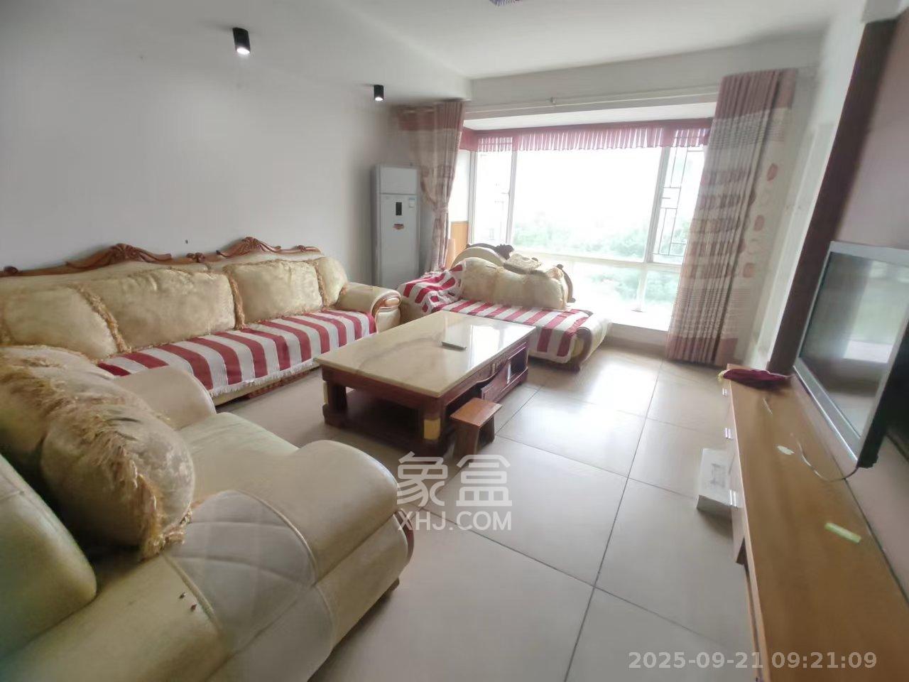 天鸿天府(天鸿中央大院) 3室2厅2卫 2300.0元/月 天鸿天府(天鸿中央大院) 3室2厅2卫 2300.0元/月室内图