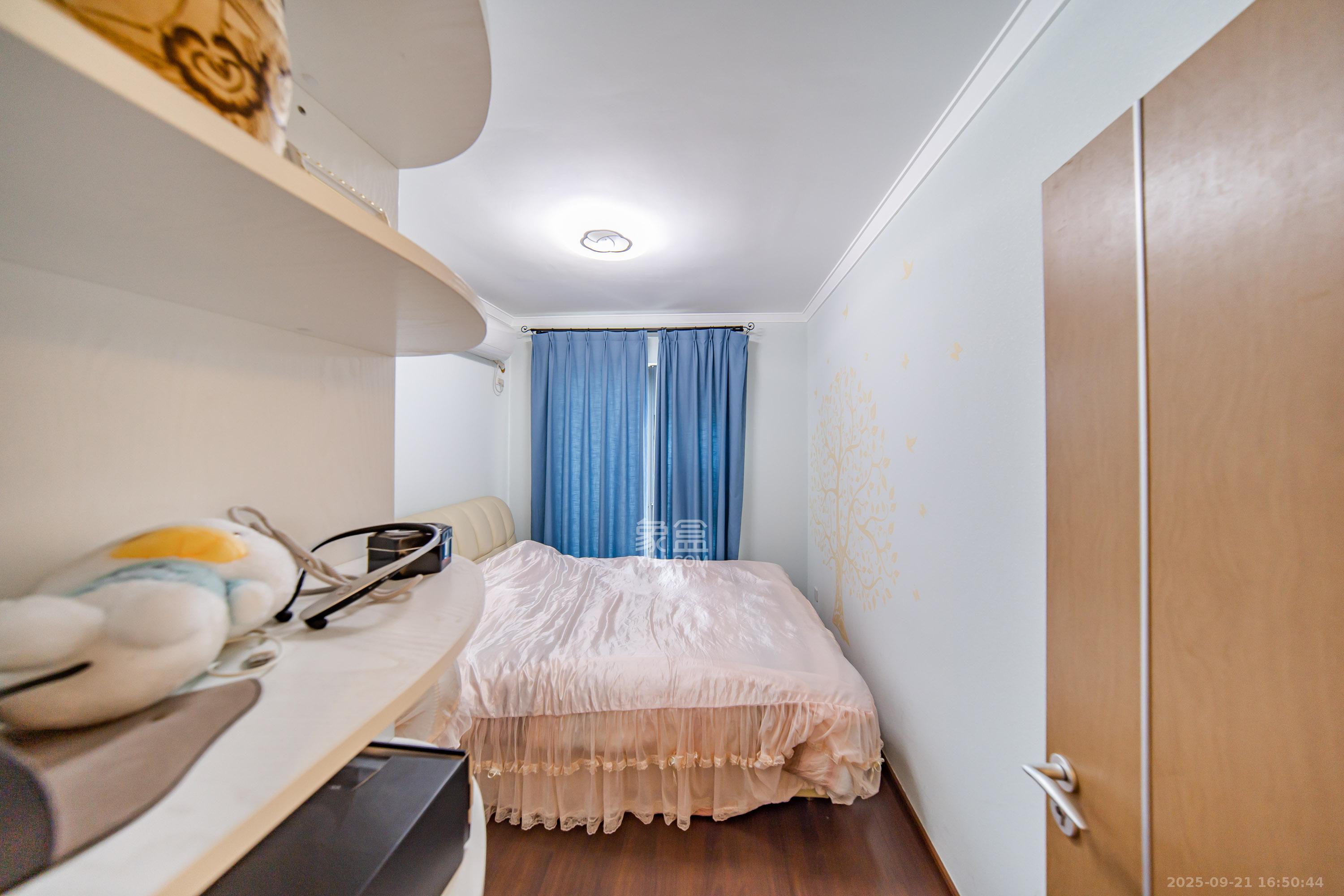 万科白鹭郡 3室2厅2卫 125.0万 万科白鹭郡 3室2厅2卫 125.0万卧室