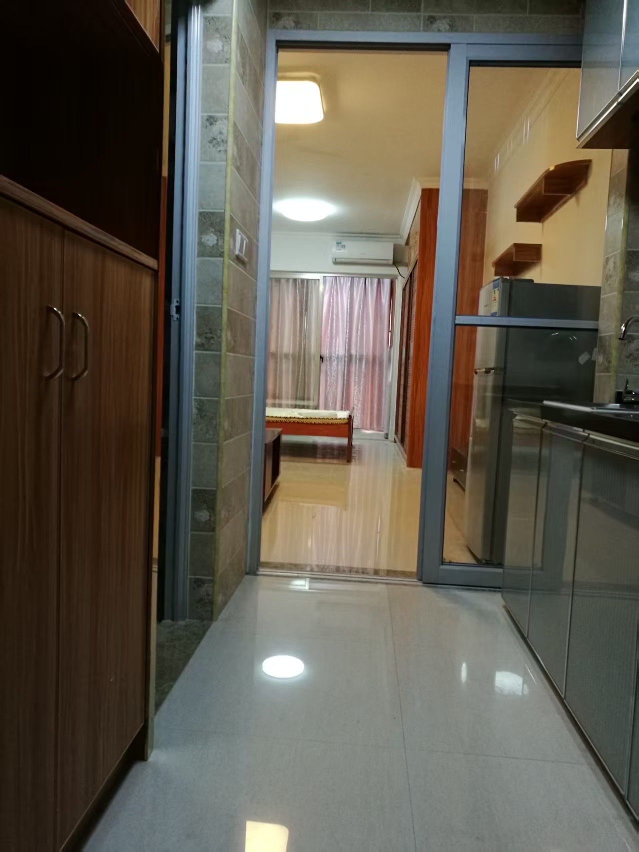 宇元万向城  1室1厅1卫    1300.0元/月室内图