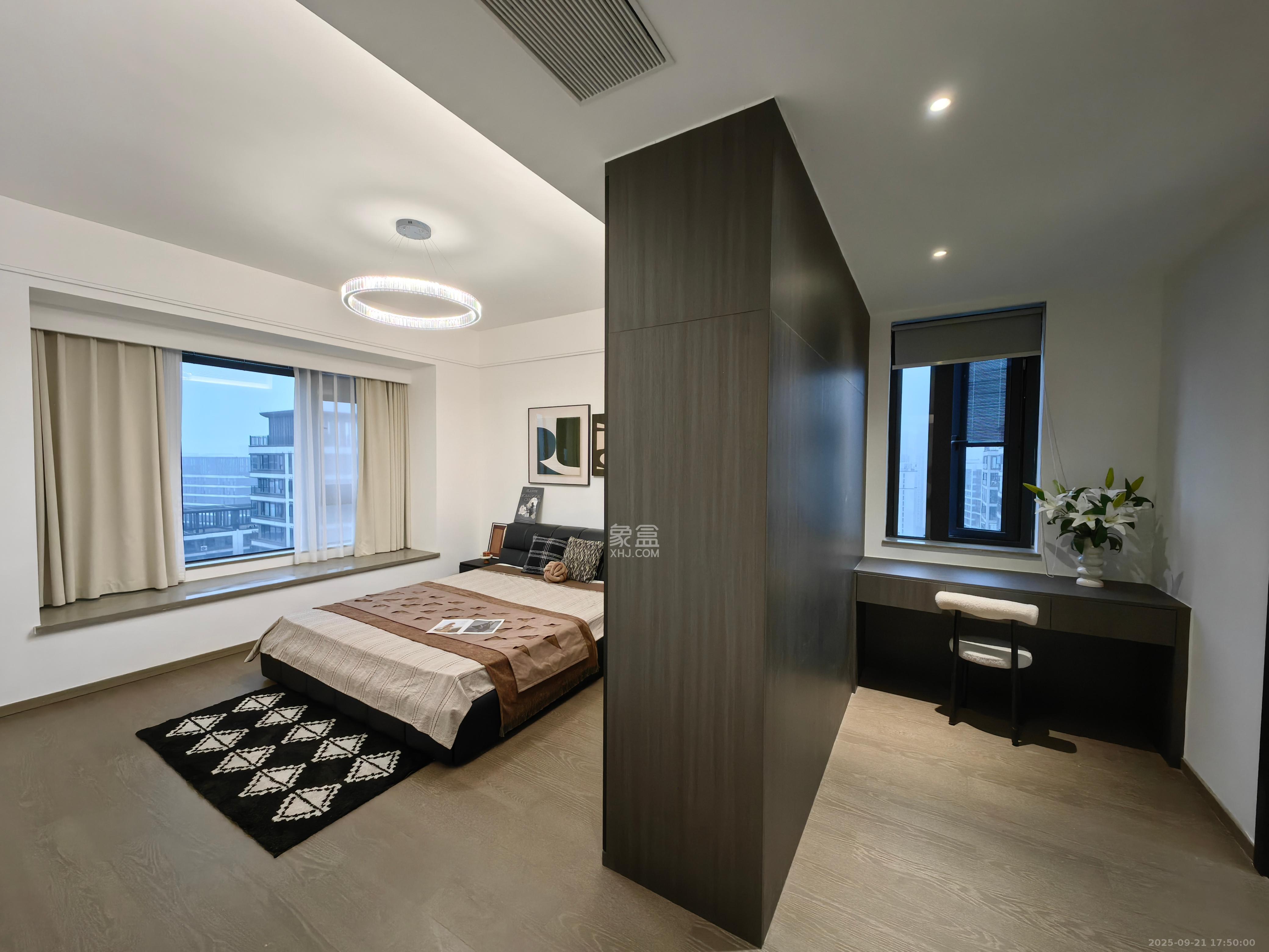 越秀湘江星汇城三期  4室2厅3卫    8000.0元/月室内图