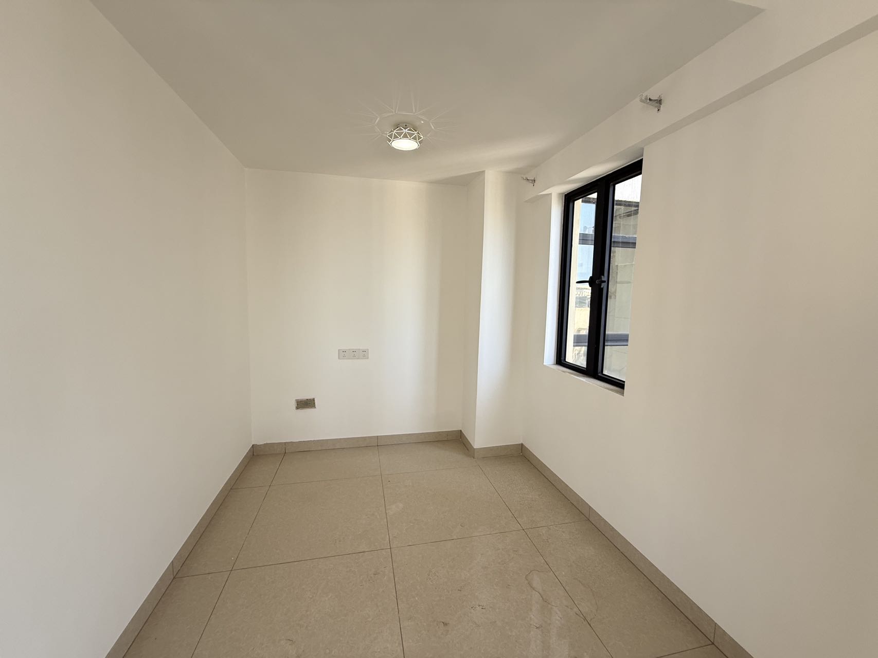 时代城永秀一期 3室2厅1卫 95.0万 时代城永秀一期 3室2厅1卫 95.0万客厅