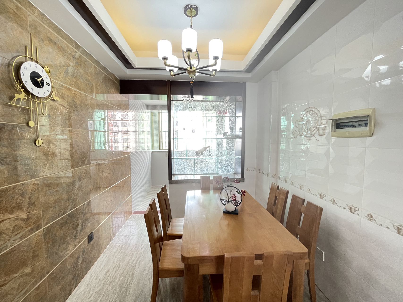 宝泰温泉花园 2室2厅1卫 99.0万 宝泰温泉花园 2室2厅1卫 99.0万室内图