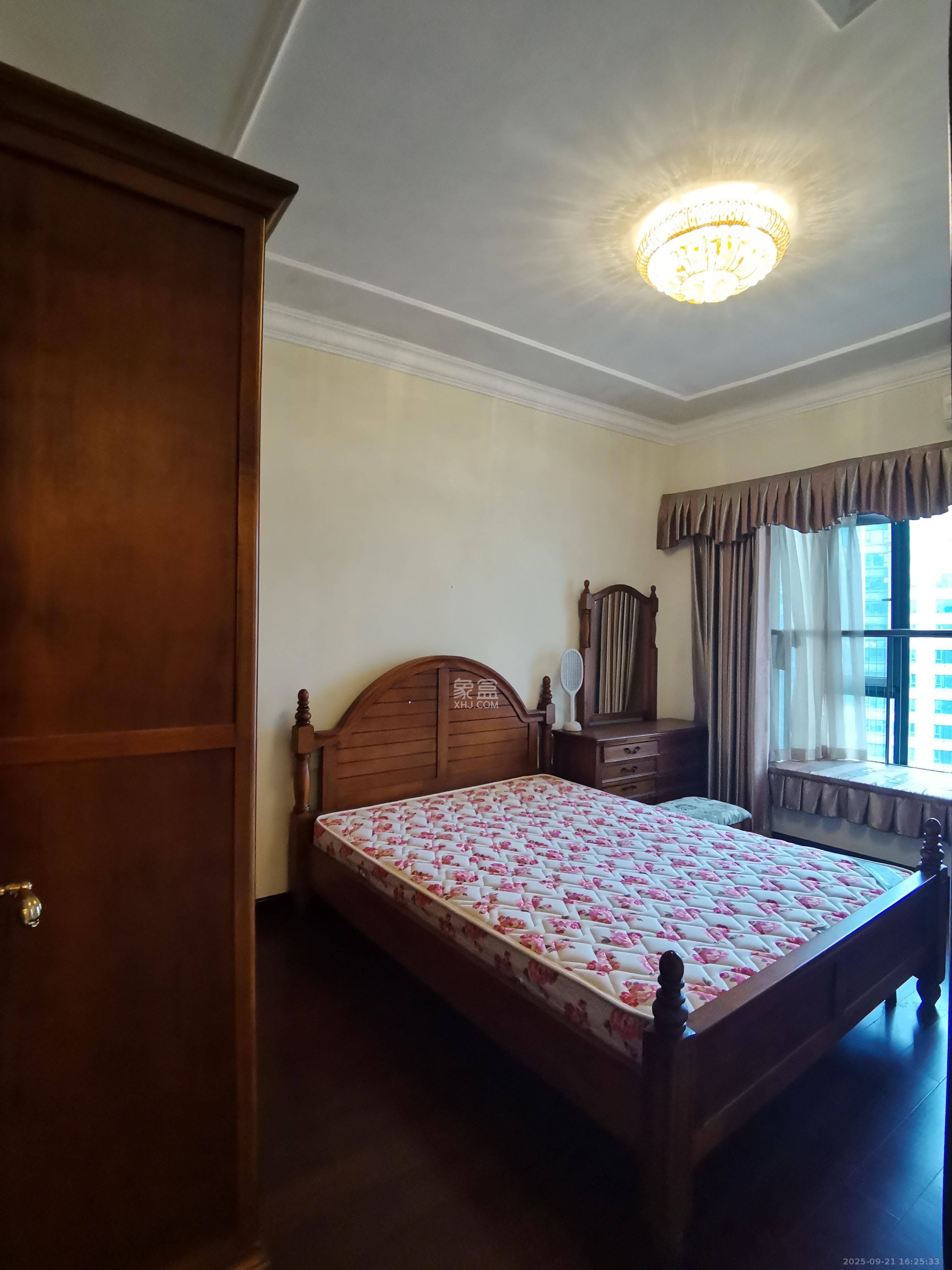 恒大城  3室2厅1卫    2000.0元/月室内图