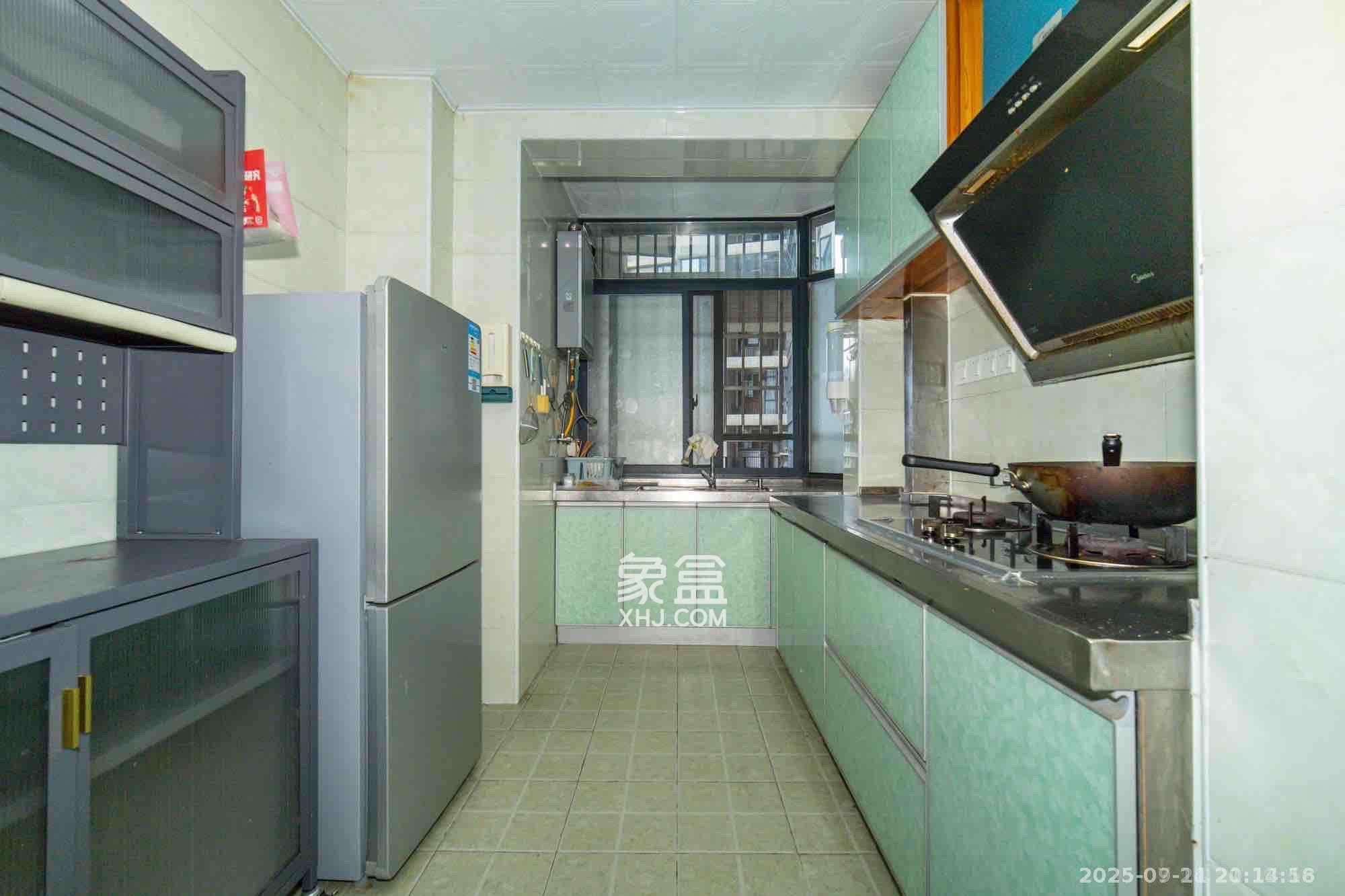 恒基凯旋门一二期  2室1厅1卫    1900.0元/月室内图