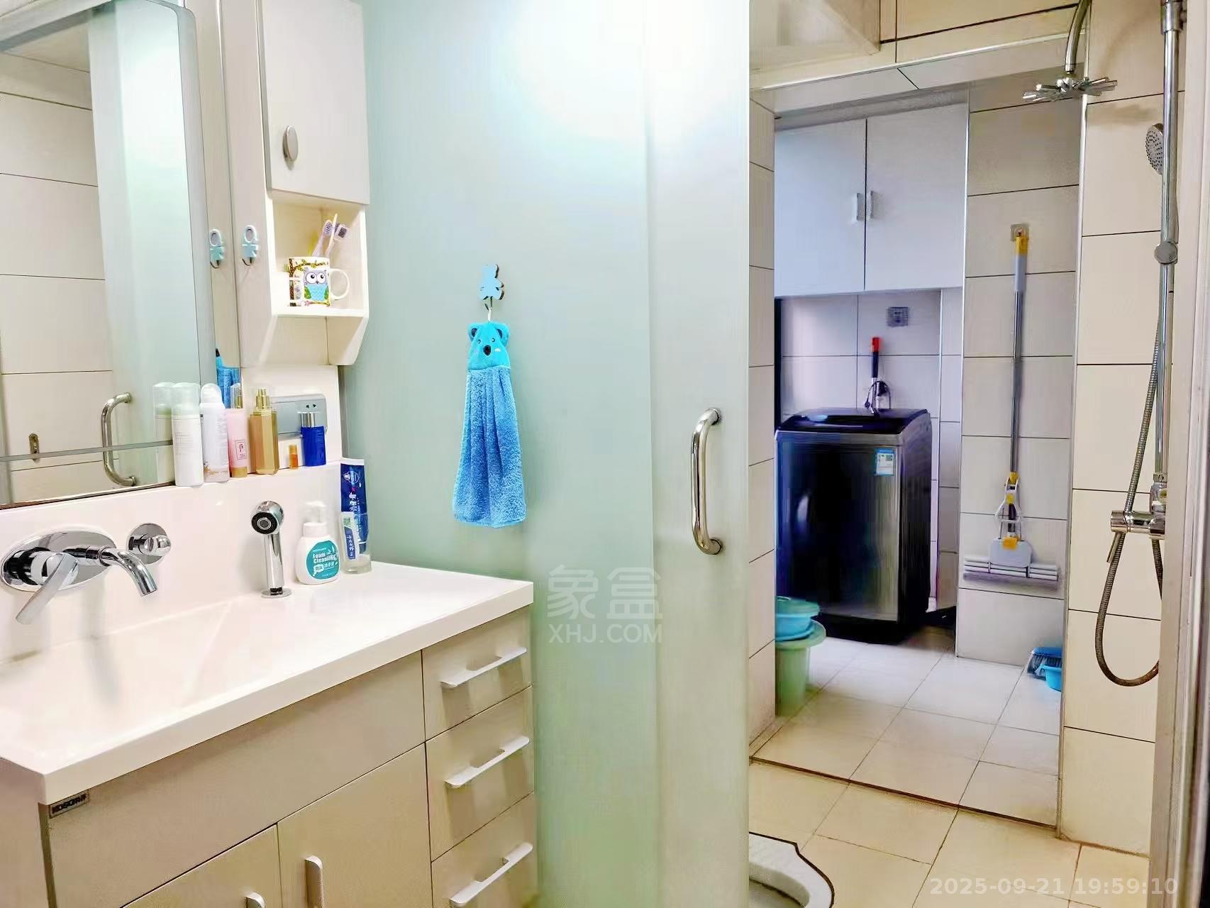 山水国际  2室2厅1卫    1600.0元/月室内图