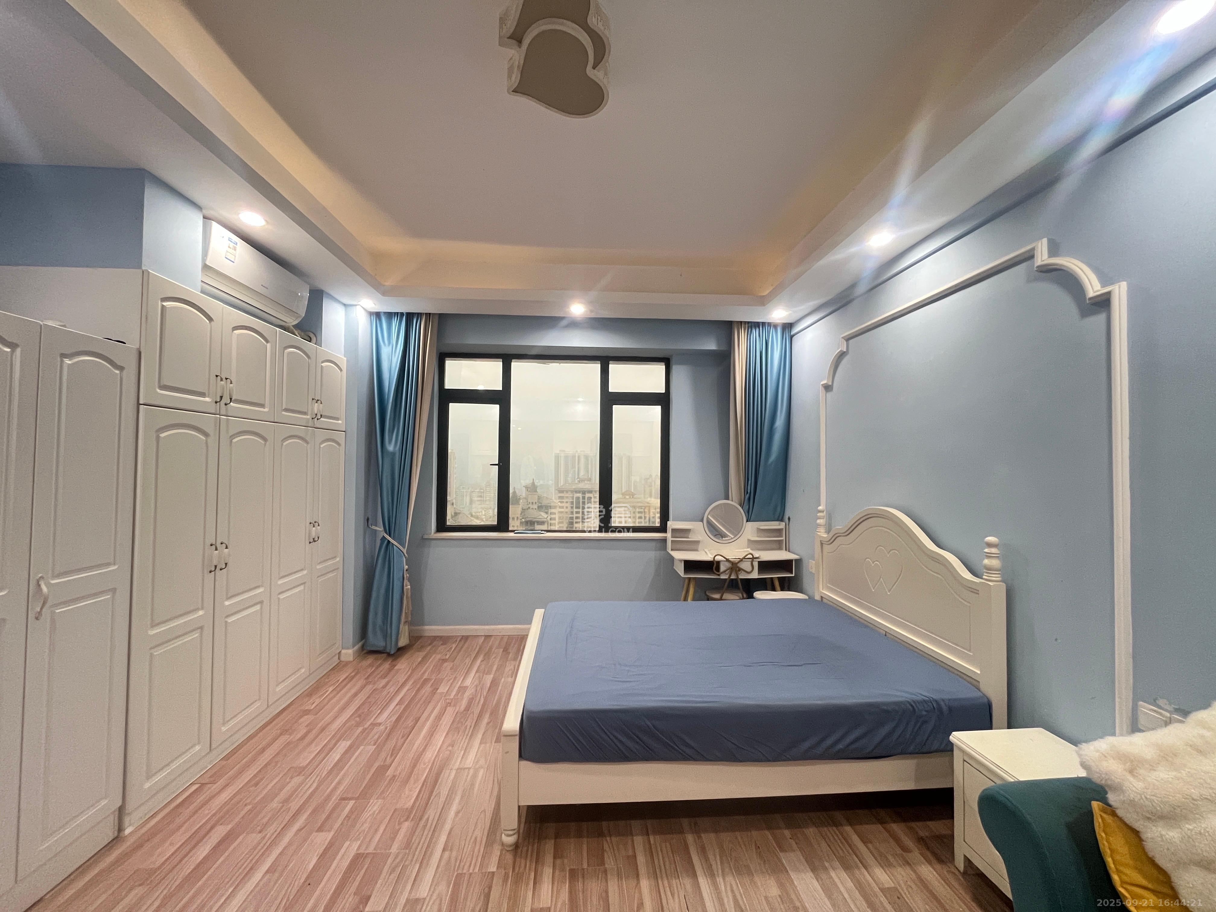 沁园春御院 1室1厅1卫 1600.0元/月 沁园春御院 1室1厅1卫 1600.0元/月室内图