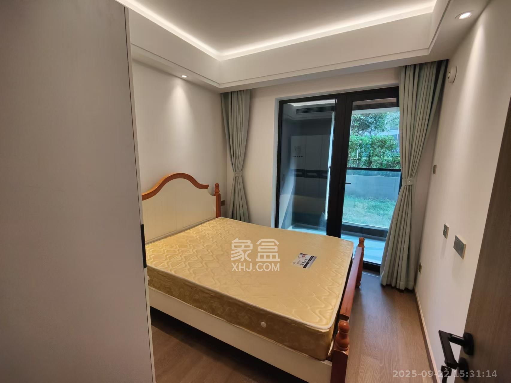 东原麓印长江A区 3室2厅2卫 3200.0元/月 东原麓印长江A区 3室2厅2卫 3200.0元/月室内图