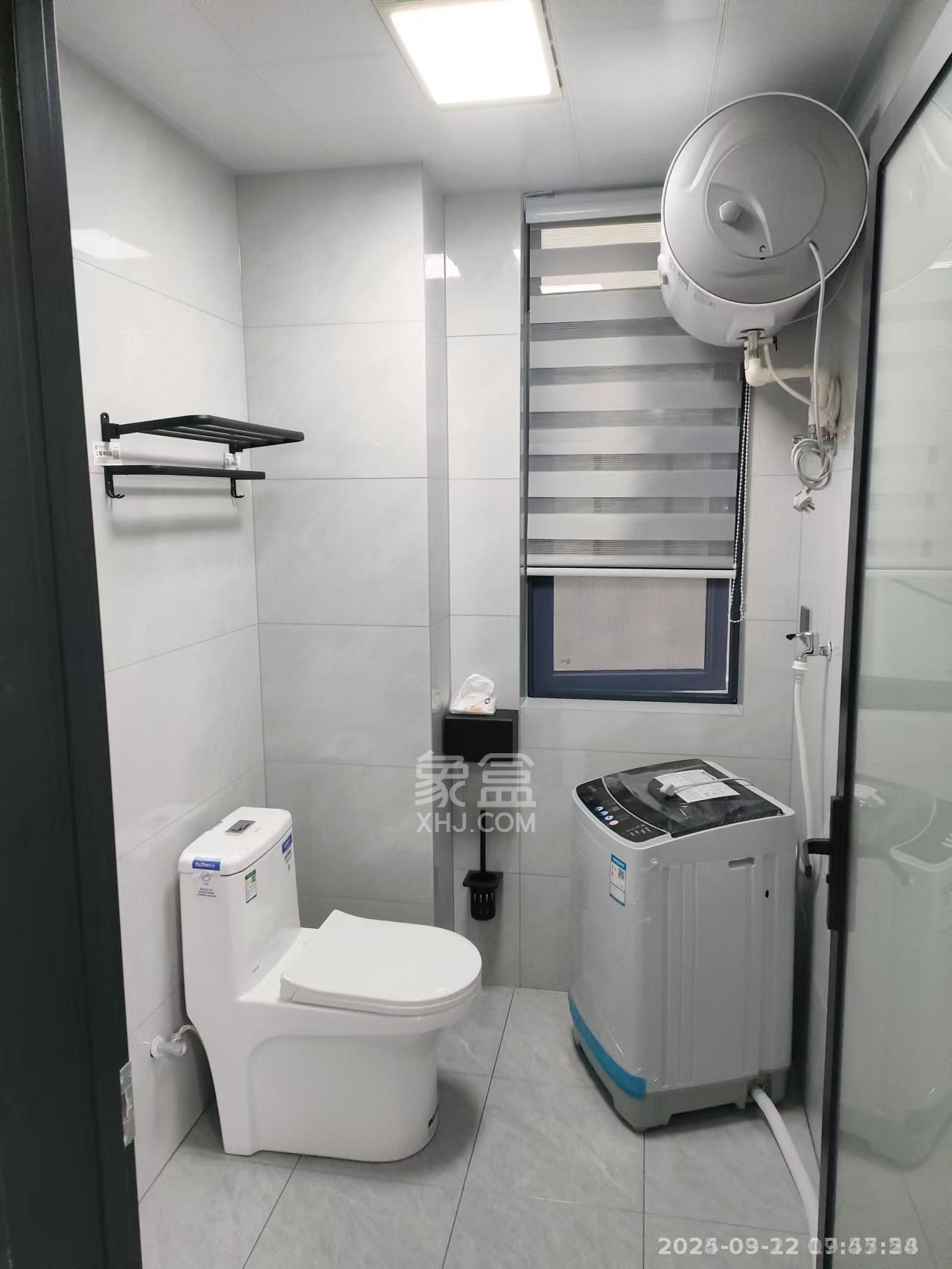 白鹤公馆  1室0厅1卫    1300.0元/月室内图