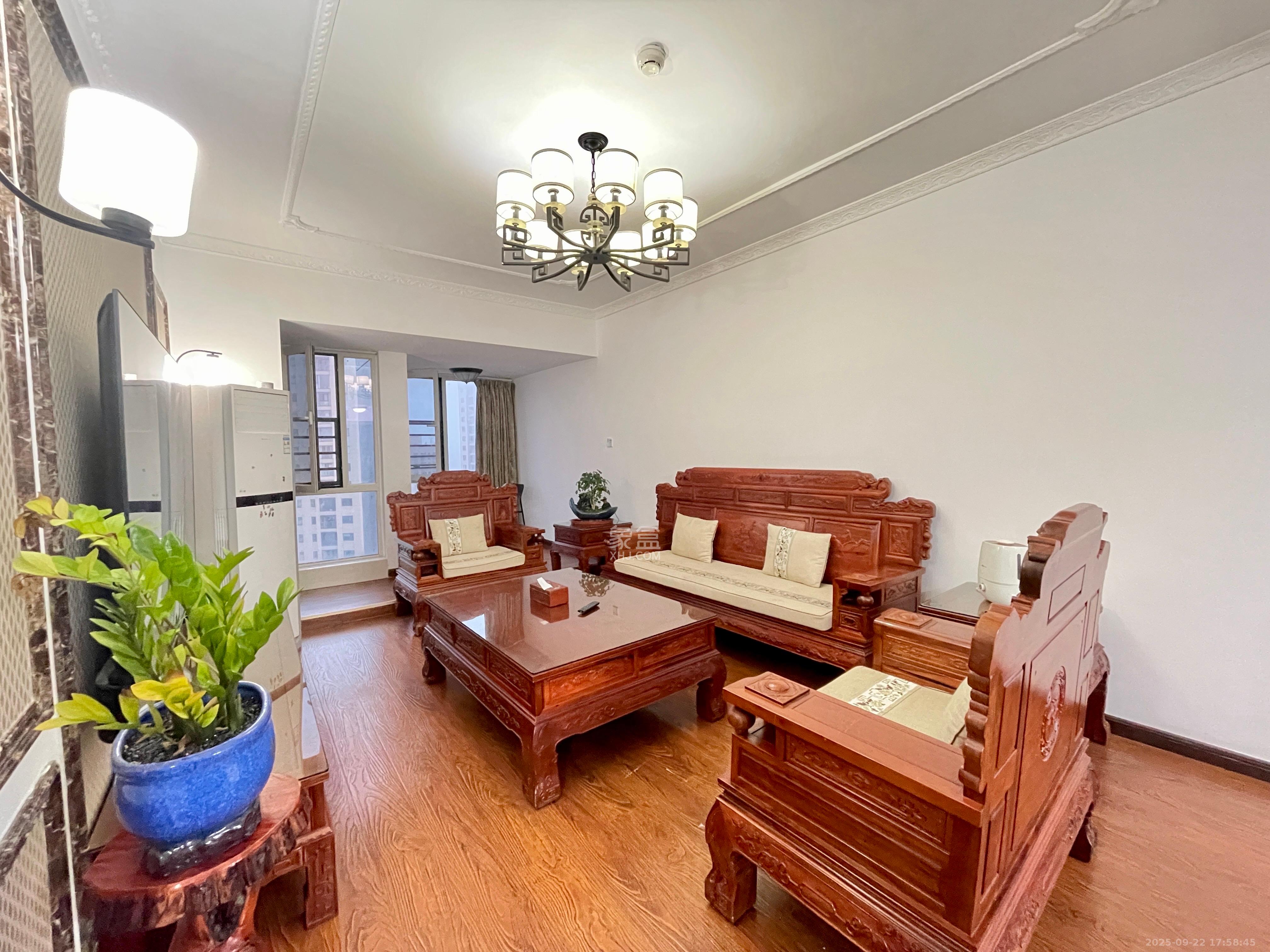 北辰三角洲E3区 3室2厅2卫 4000.0元/月 北辰三角洲E3区 3室2厅2卫 4000.0元/月室内图