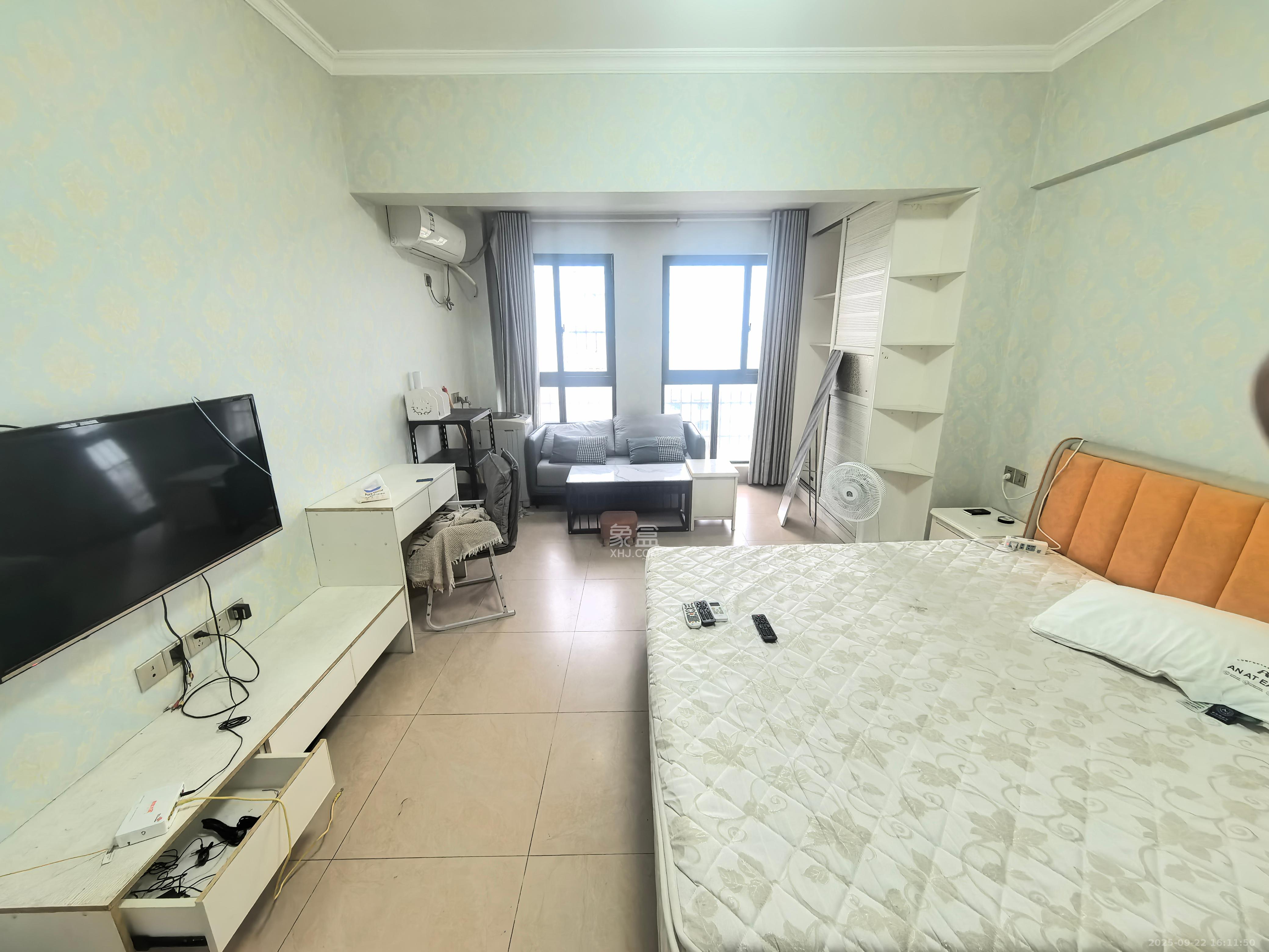 嘉汇公馆  1室0厅1卫    1500.0元/月 嘉汇公馆  1室0厅1卫    1500.0元/月