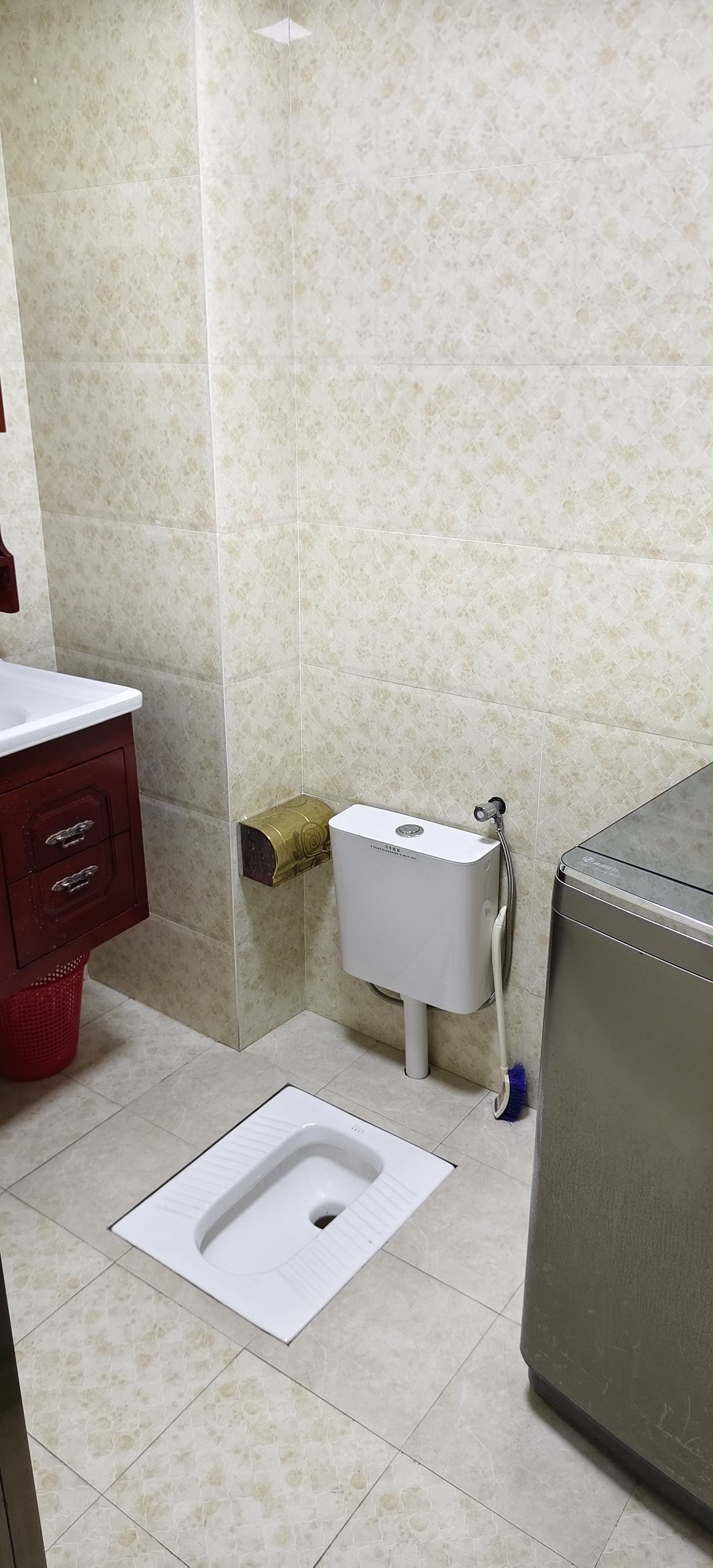 天门壹号  3室2厅2卫   1800.00元/月室内图