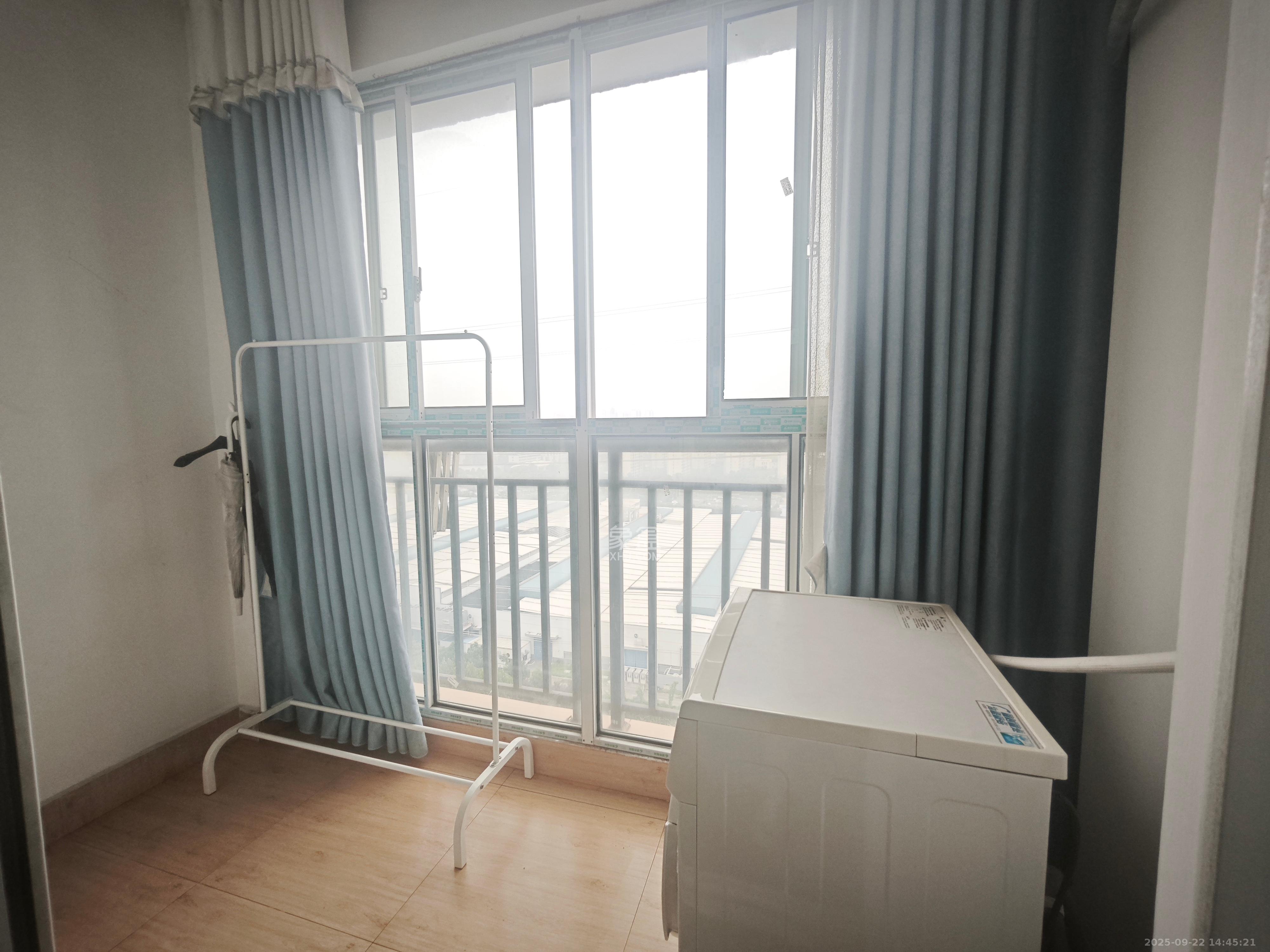 爵士湘 1室1厅1卫 1200.0元/月 爵士湘 1室1厅1卫 1200.0元/月室内图