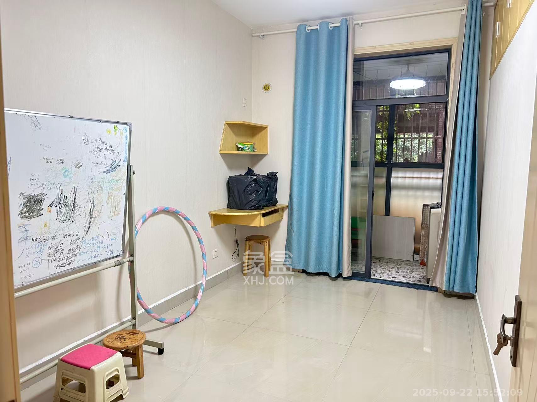 恒盛世家 3室2厅2卫 2300.0元/月 恒盛世家 3室2厅2卫 2300.0元/月室内图