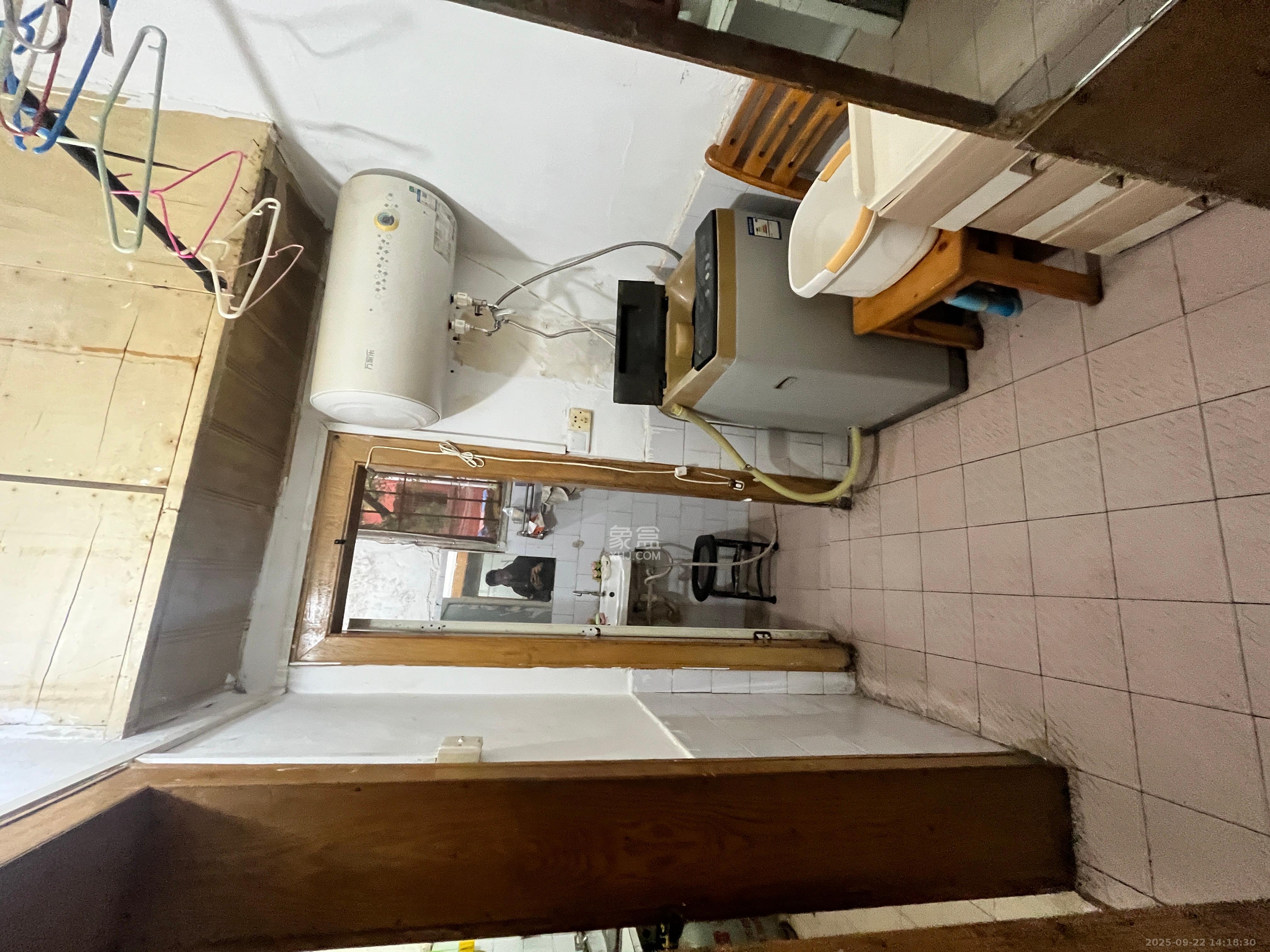 曙光小区 1室1厅1卫 600.0元/月 曙光小区 1室1厅1卫 600.0元/月室内图