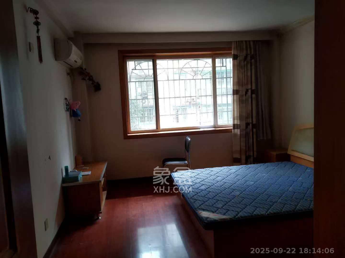 怡景民居  3室2厅1卫    2000.0元/月室内图