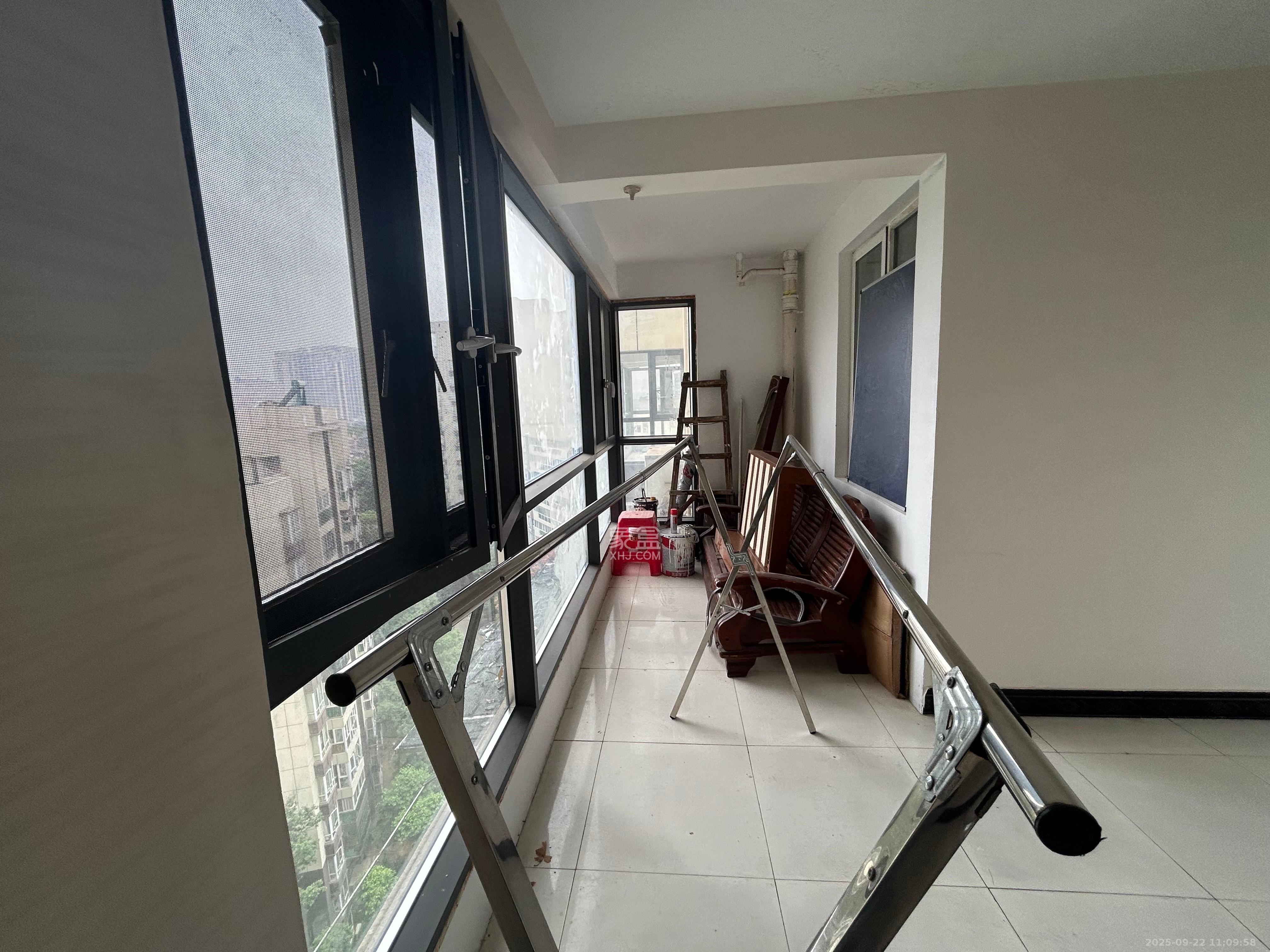 湘麓国际  3室0厅0卫    2700.0元/月室内图