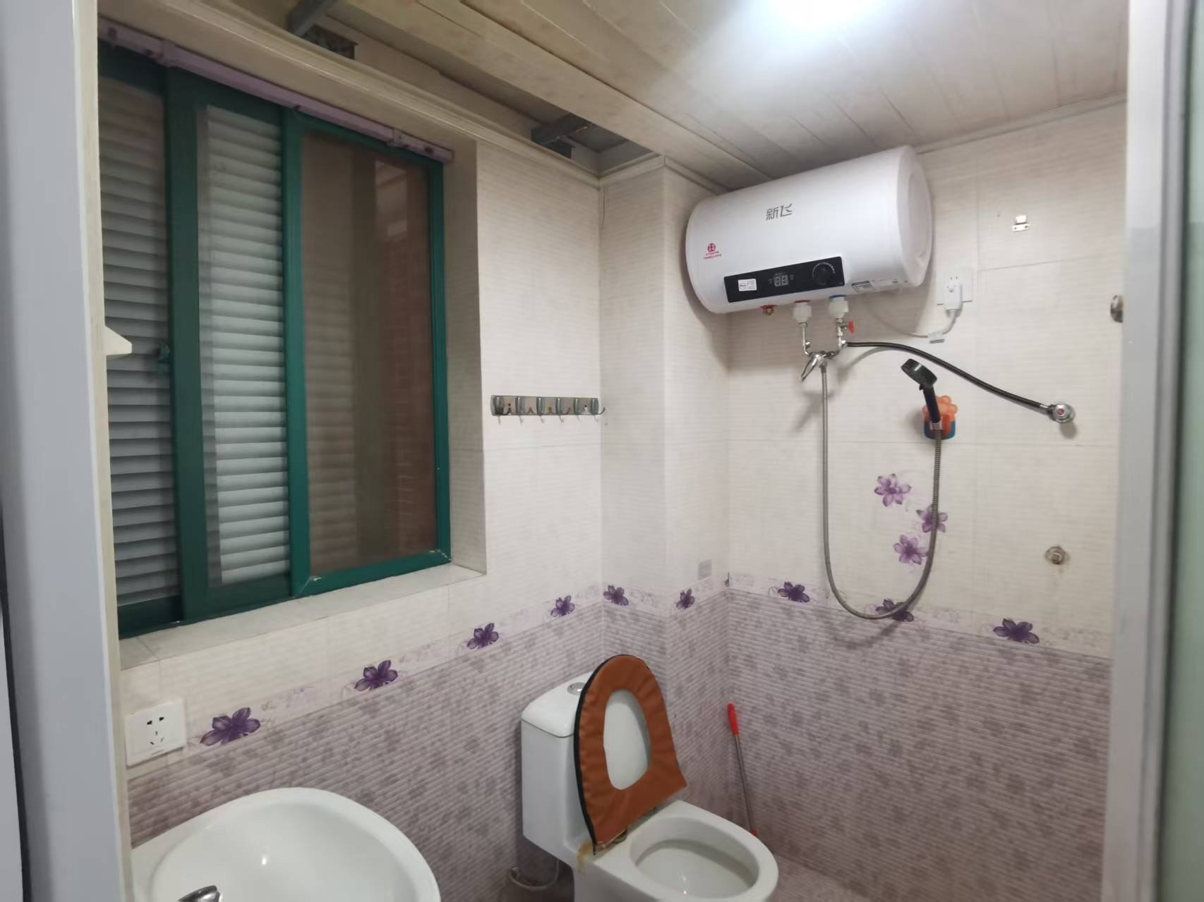 御景峰 1室0厅1卫 1500.0元/月 御景峰 1室0厅1卫 1500.0元/月室内图