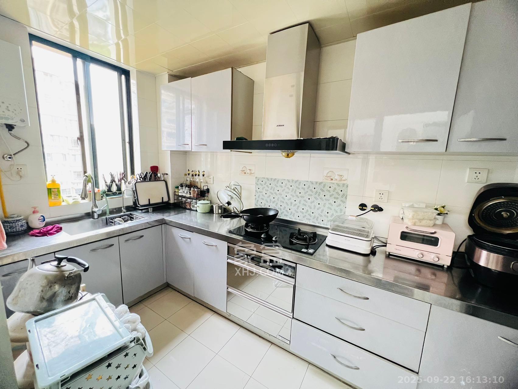 世嘉国际华城  4室2厅2卫    3500.0元/月室内图