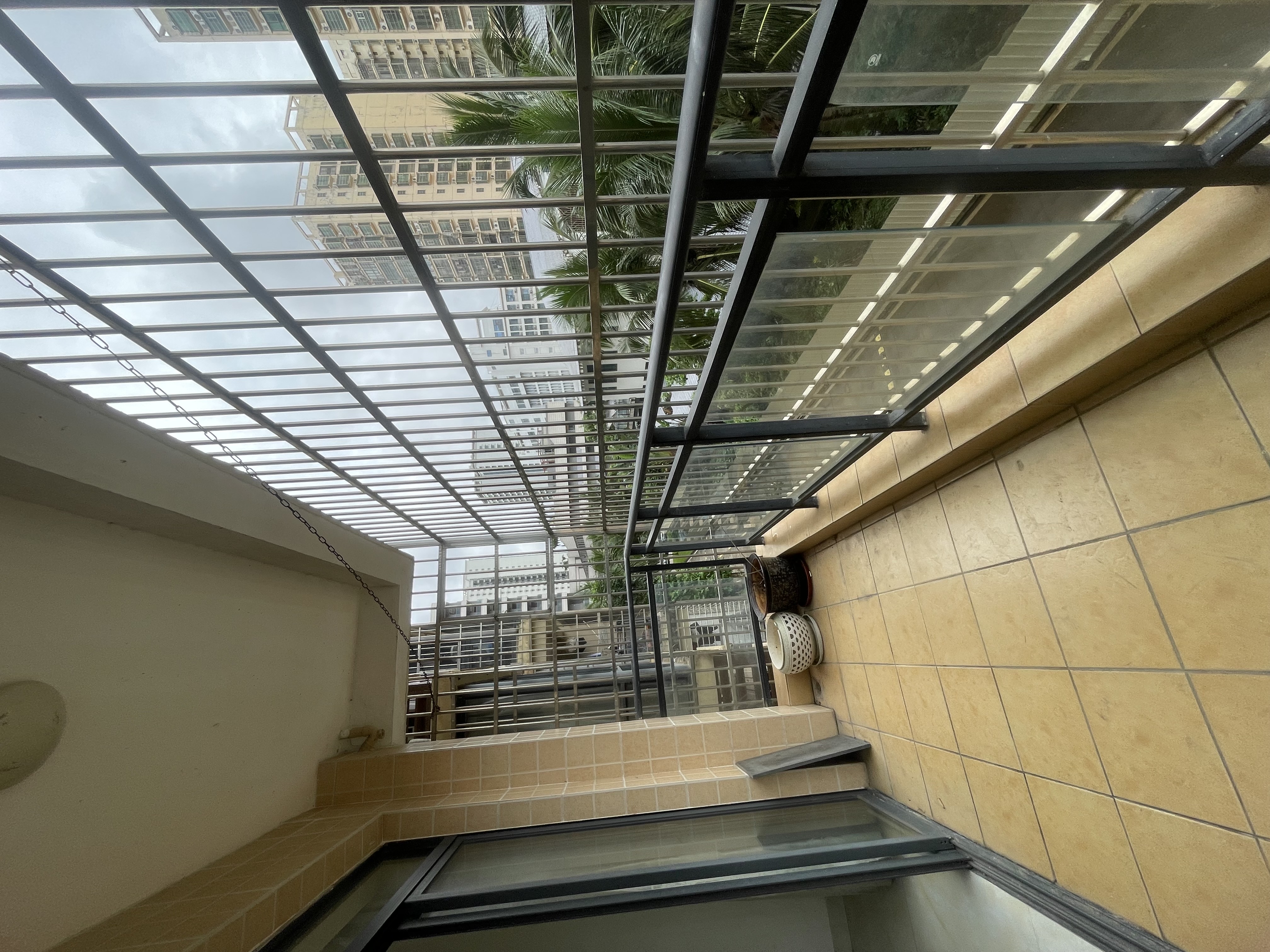 南国中心(琼山区椰航路) 2室2厅1卫 2000.0元/月 南国中心(琼山区椰航路) 2室2厅1卫 2000.0元/月室内图