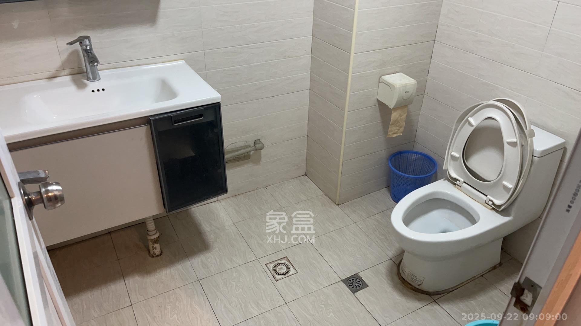湘水和天下  1室1厅1卫   1650.00元/月室内图