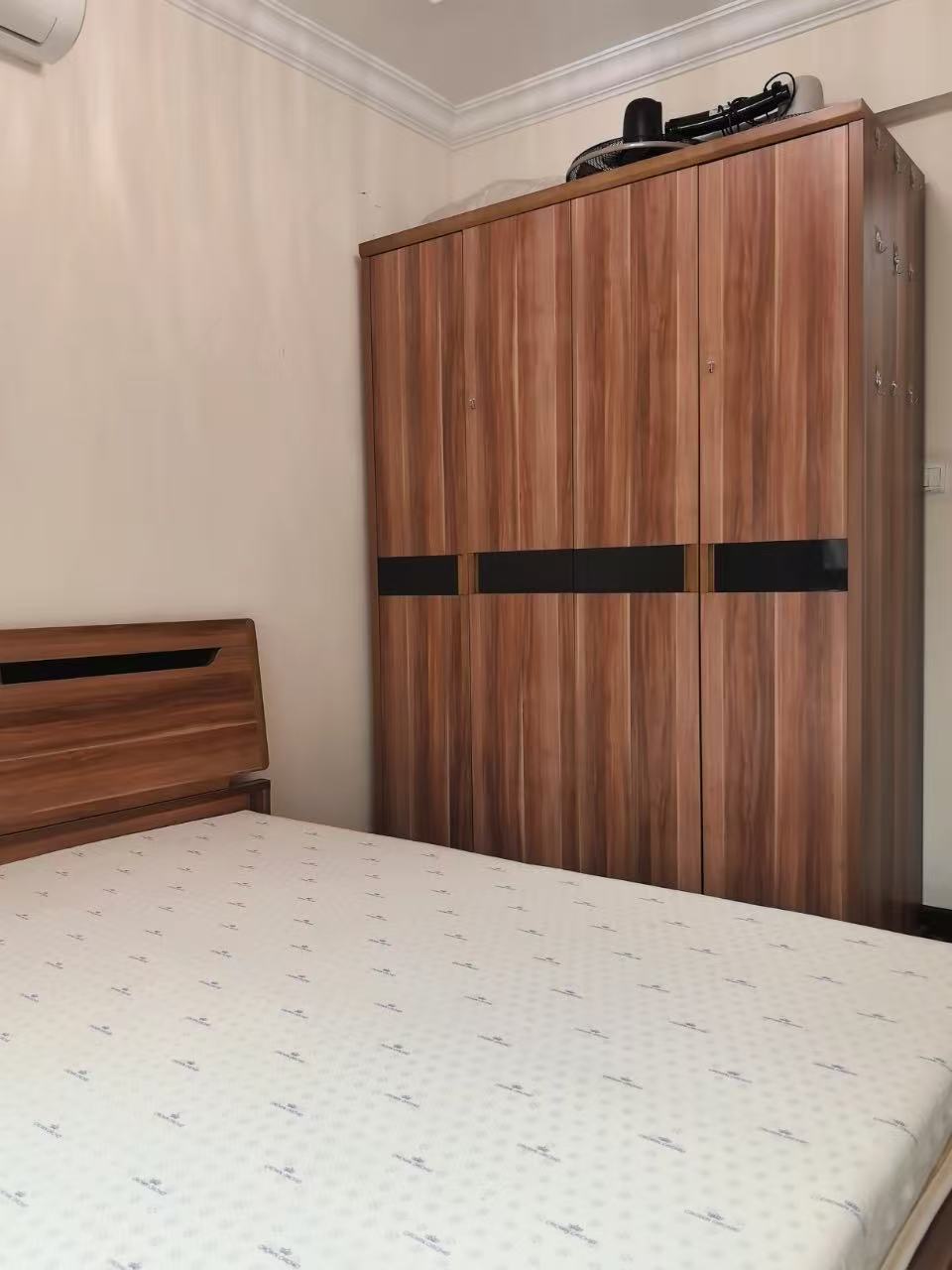 恒大绿洲 1室1厅1卫 1300.0元/月 恒大绿洲 1室1厅1卫 1300.0元/月室内图