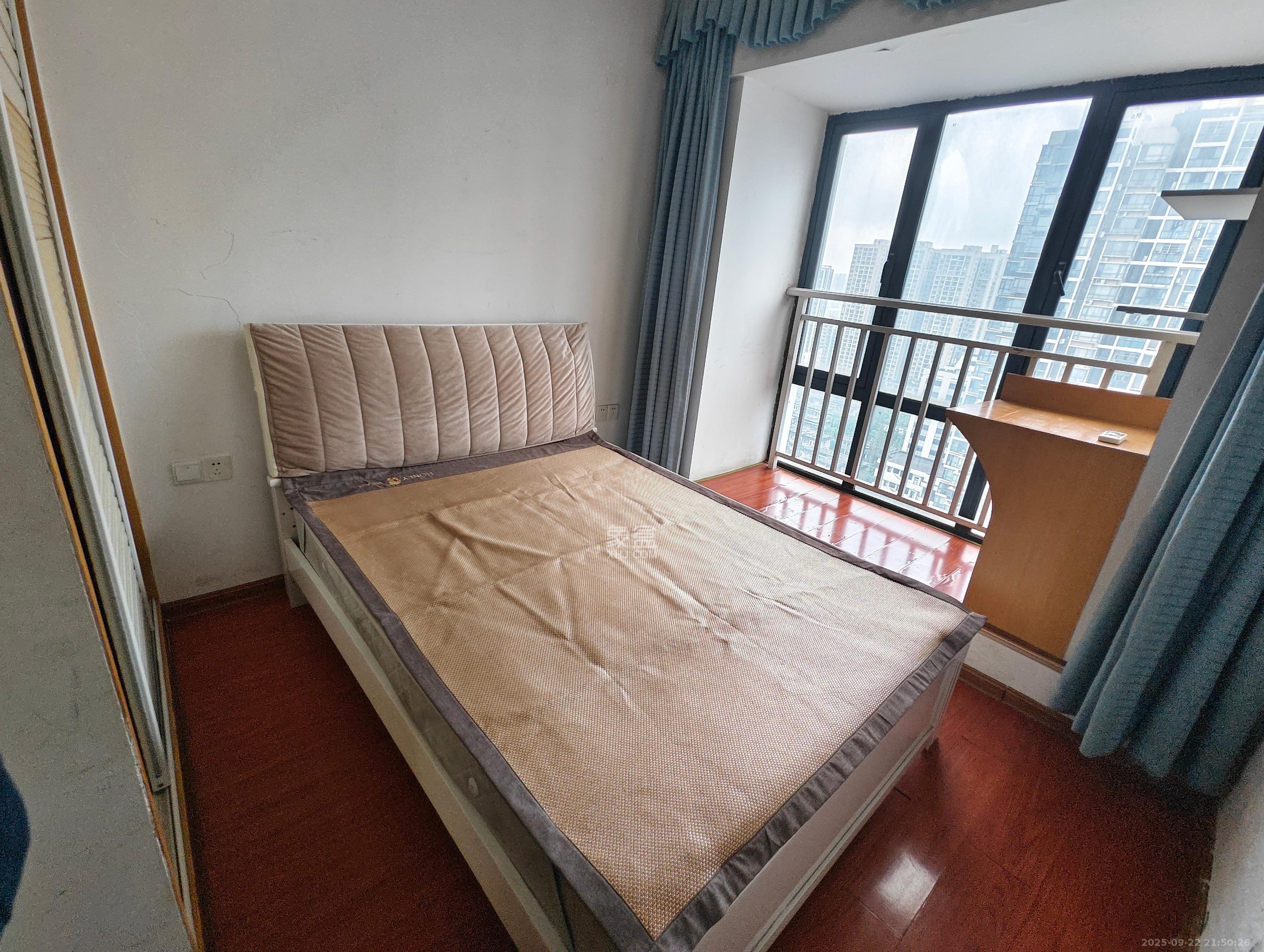 云鼎公馆 2室2厅1卫 2100.0元/月 云鼎公馆 2室2厅1卫 2100.0元/月室内图