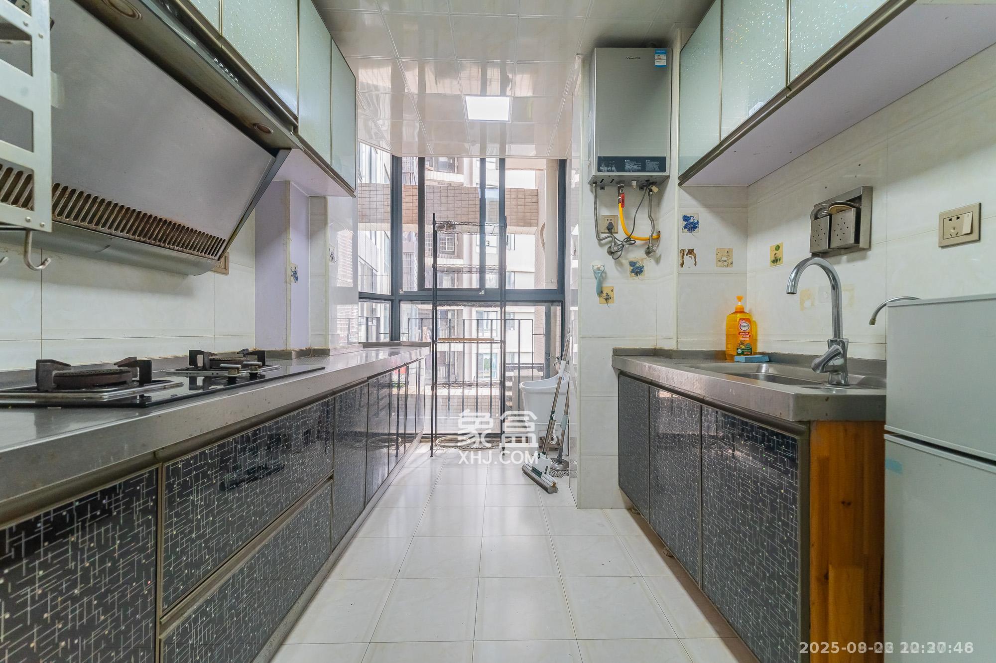 恒基凯旋门一二期 2室1厅1卫 1800.0元/月 恒基凯旋门一二期 2室1厅1卫 1800.0元/月室内图