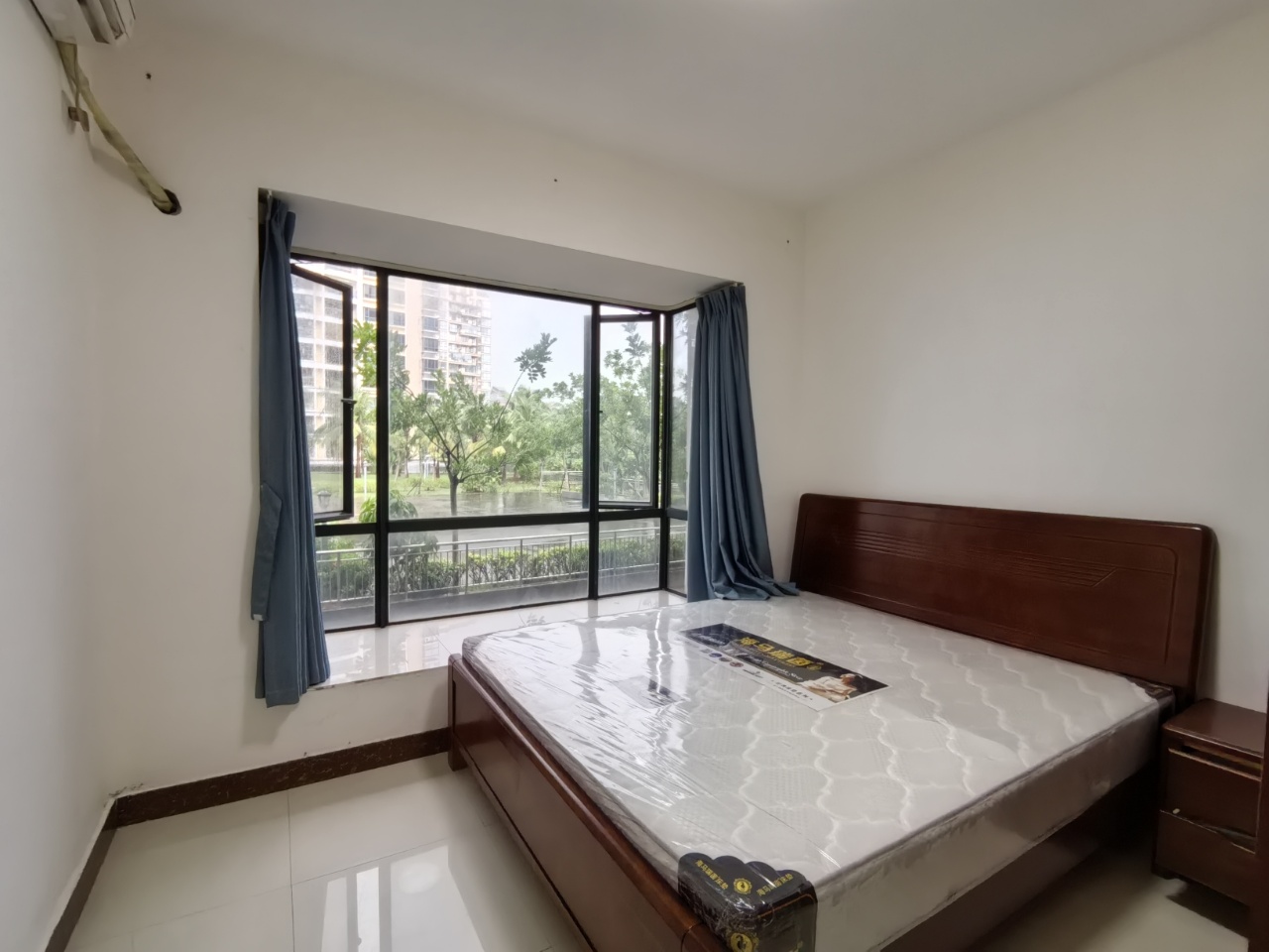 海韵四合院 3室2厅2卫 2600.0元/月 海韵四合院 3室2厅2卫 2600.0元/月户型图