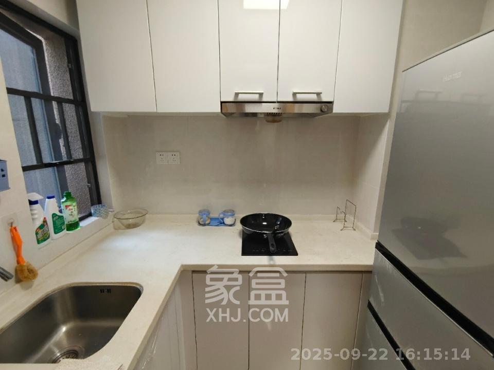 中海新城熙岸(中信新城五期) 1室1厅1卫 1100.0元/月 中海新城熙岸(中信新城五期) 1室1厅1卫 1100.0元/月室内图