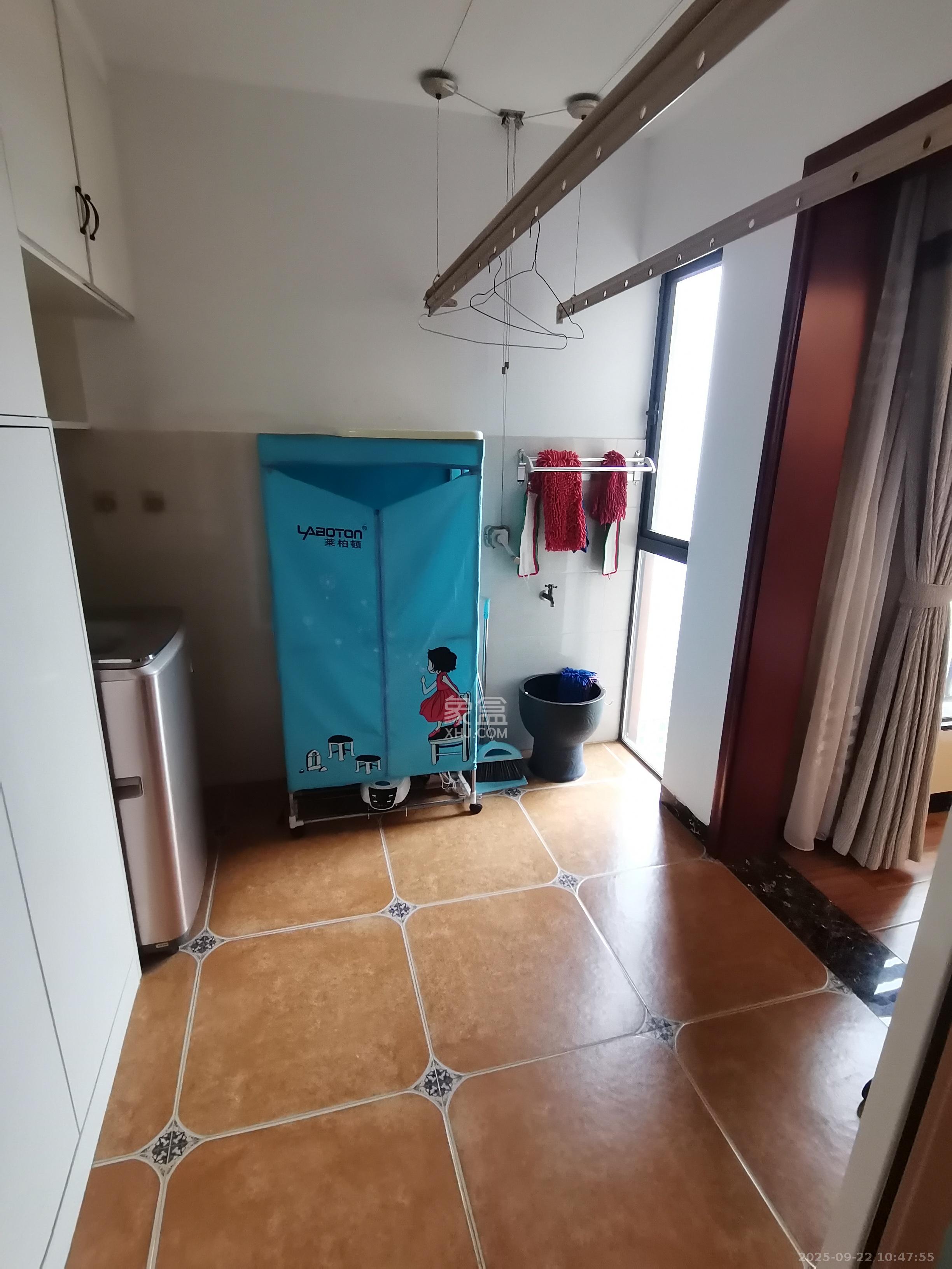 天麓尚层 4室2厅1卫 3000.0元/月 天麓尚层 4室2厅1卫 3000.0元/月室内图