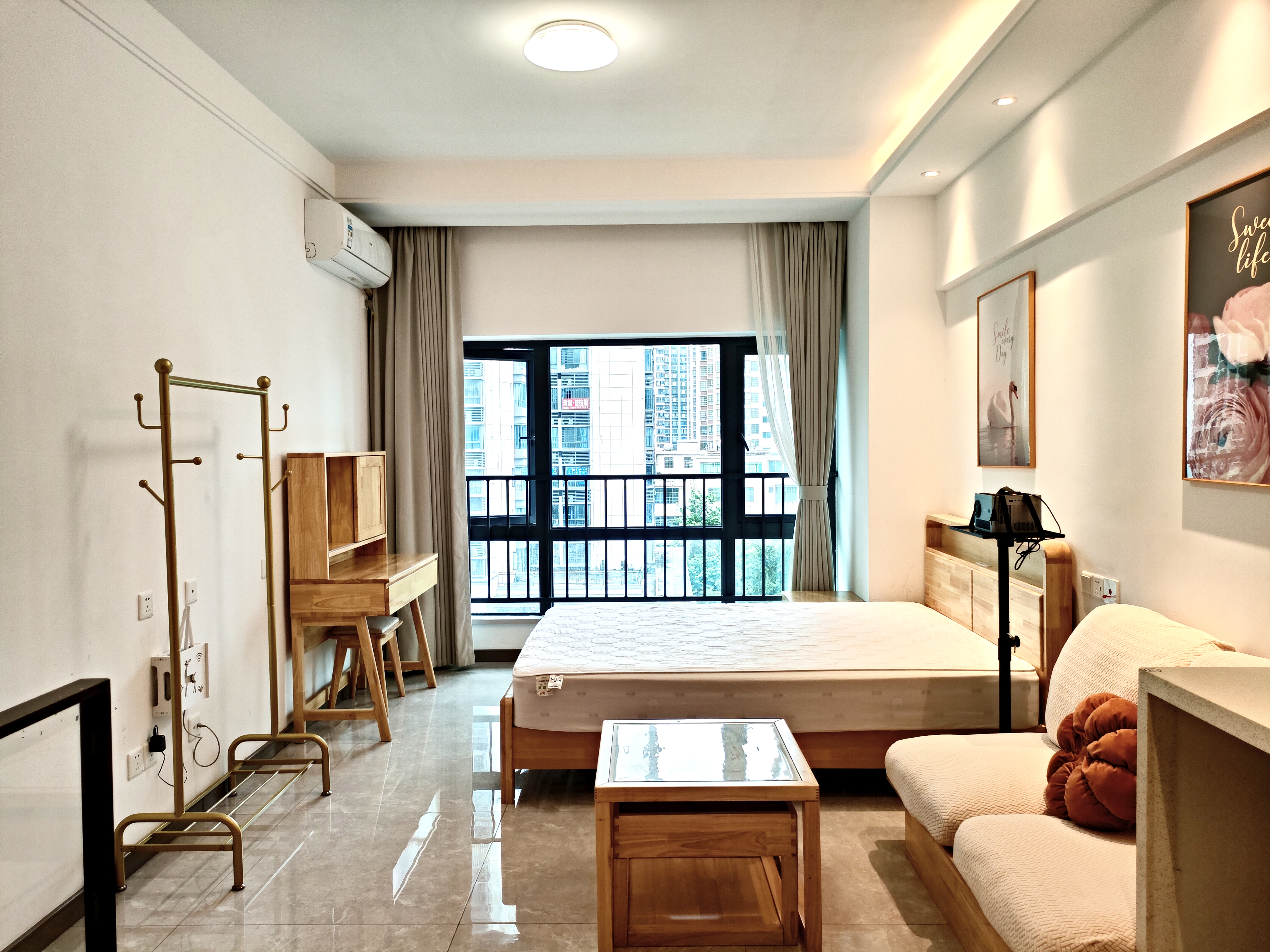 龙湖光年 1室0厅0卫 2000.0元/月 龙湖光年 1室0厅0卫 2000.0元/月室内图