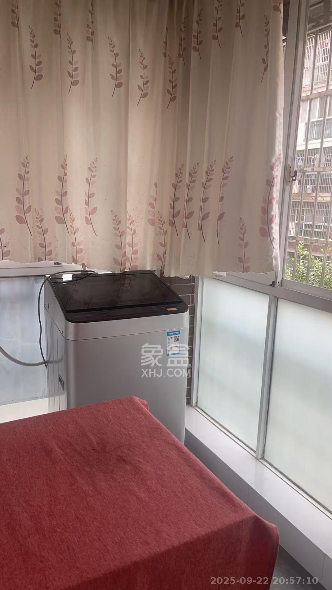 长丰星城  3室2厅2卫    1600.0元/月室内图