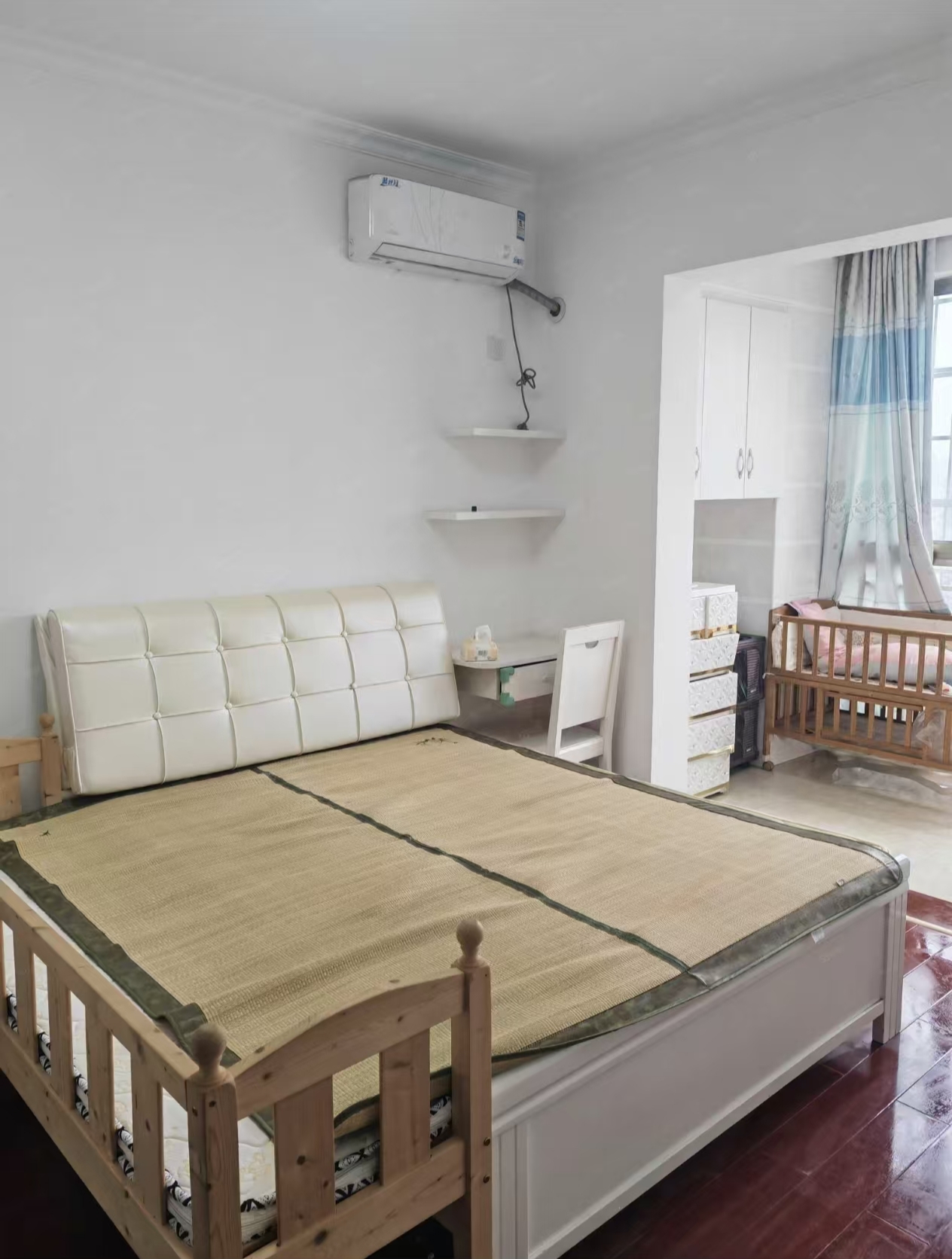 华新苑  2室1厅1卫    1500.0元/月室内图